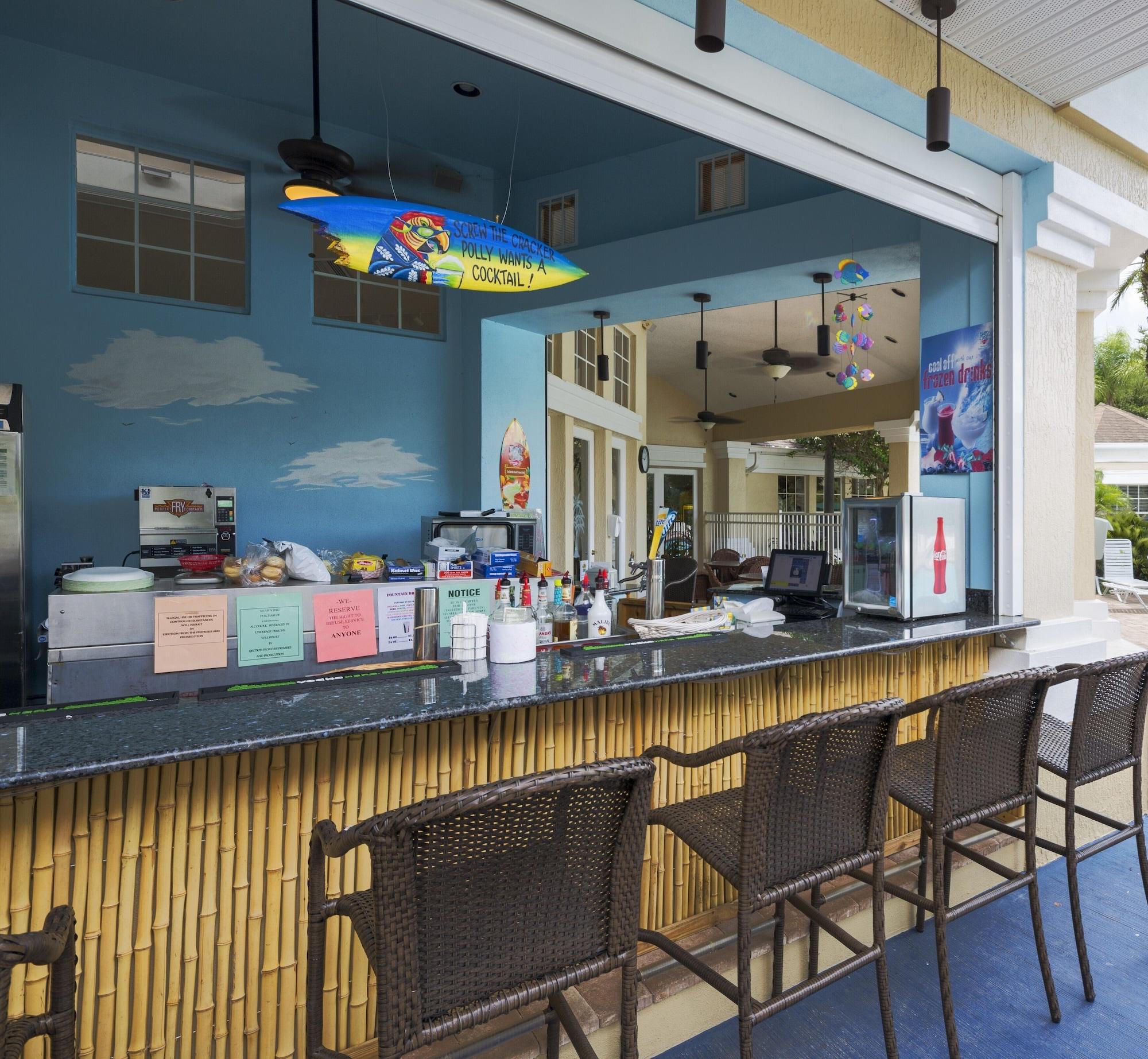 Bar/Salón Our Quiet Retreat by VillaDirect