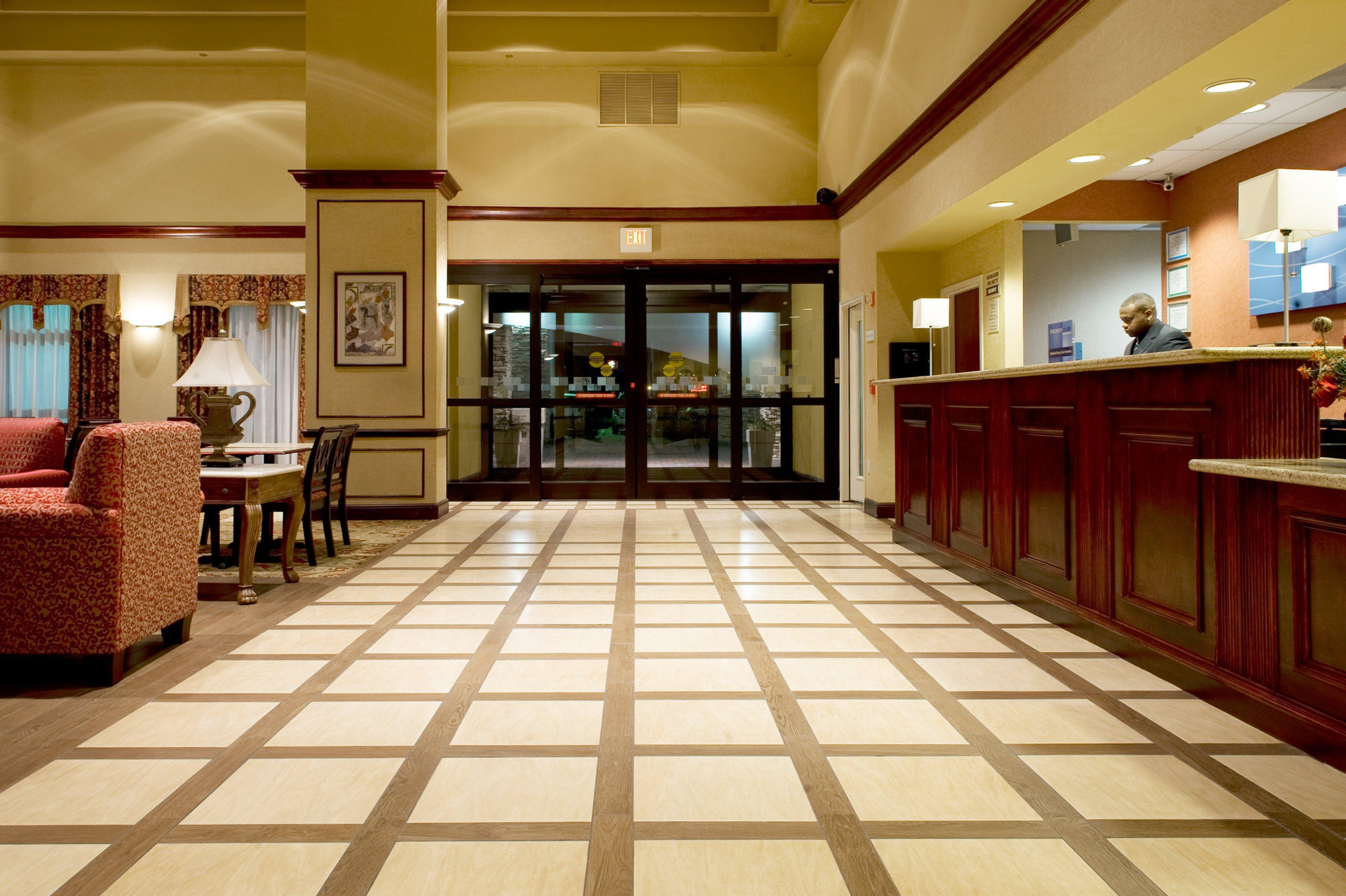 Vista Exterior Holiday Inn Express Hotel & Suites Dallas Ft. Wort