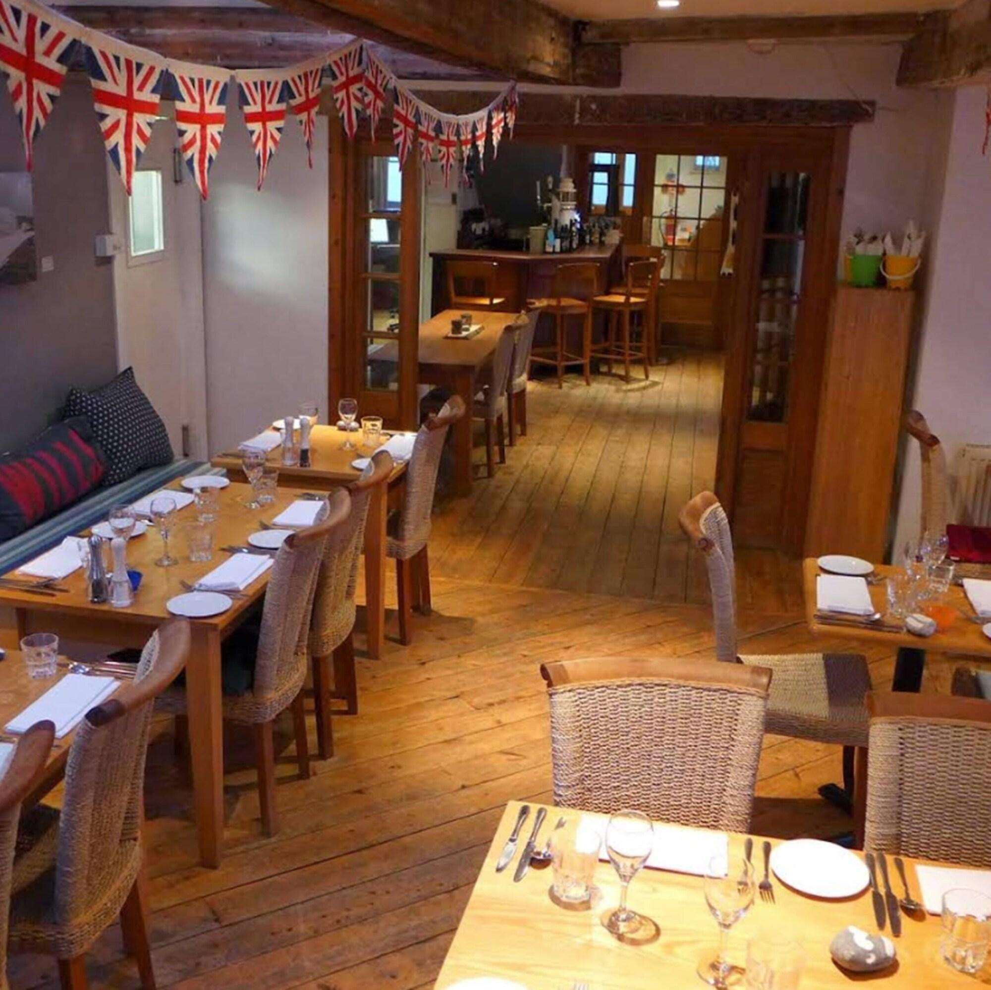 Restaurant The White Cliffs Hotel