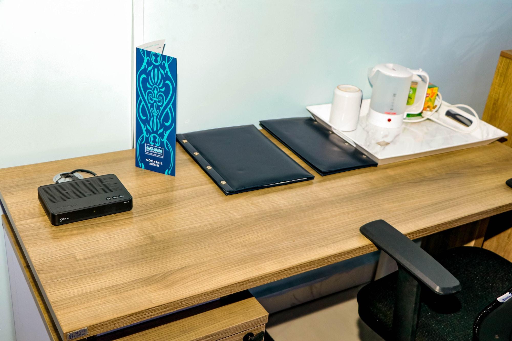 Sala de Reuniones Blue Line Apartments