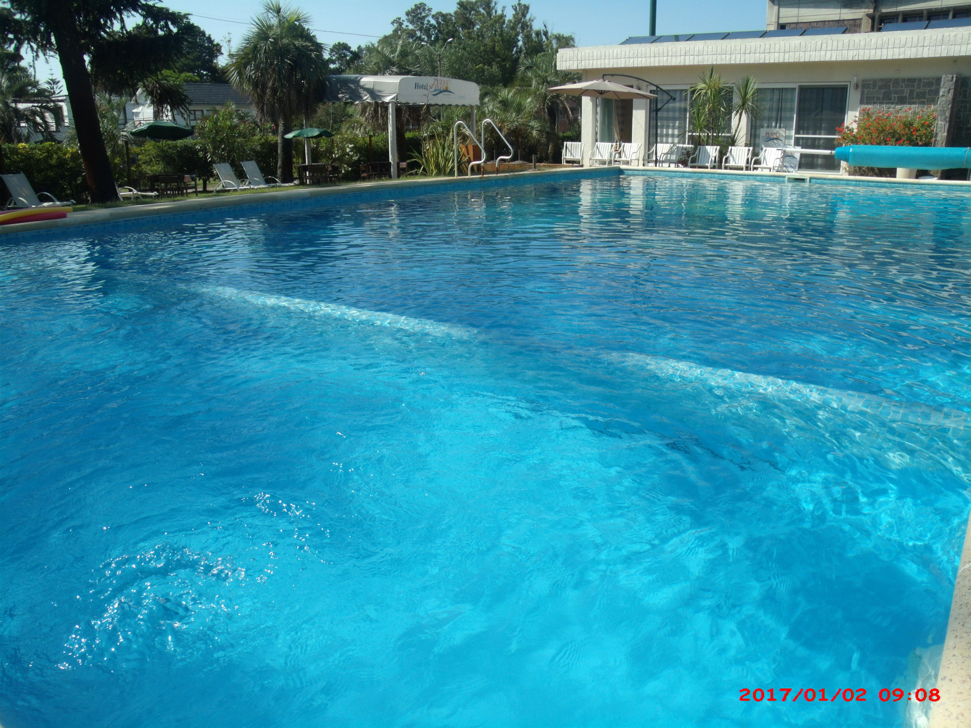 Vista Piscina Hotel Puesta del Sol