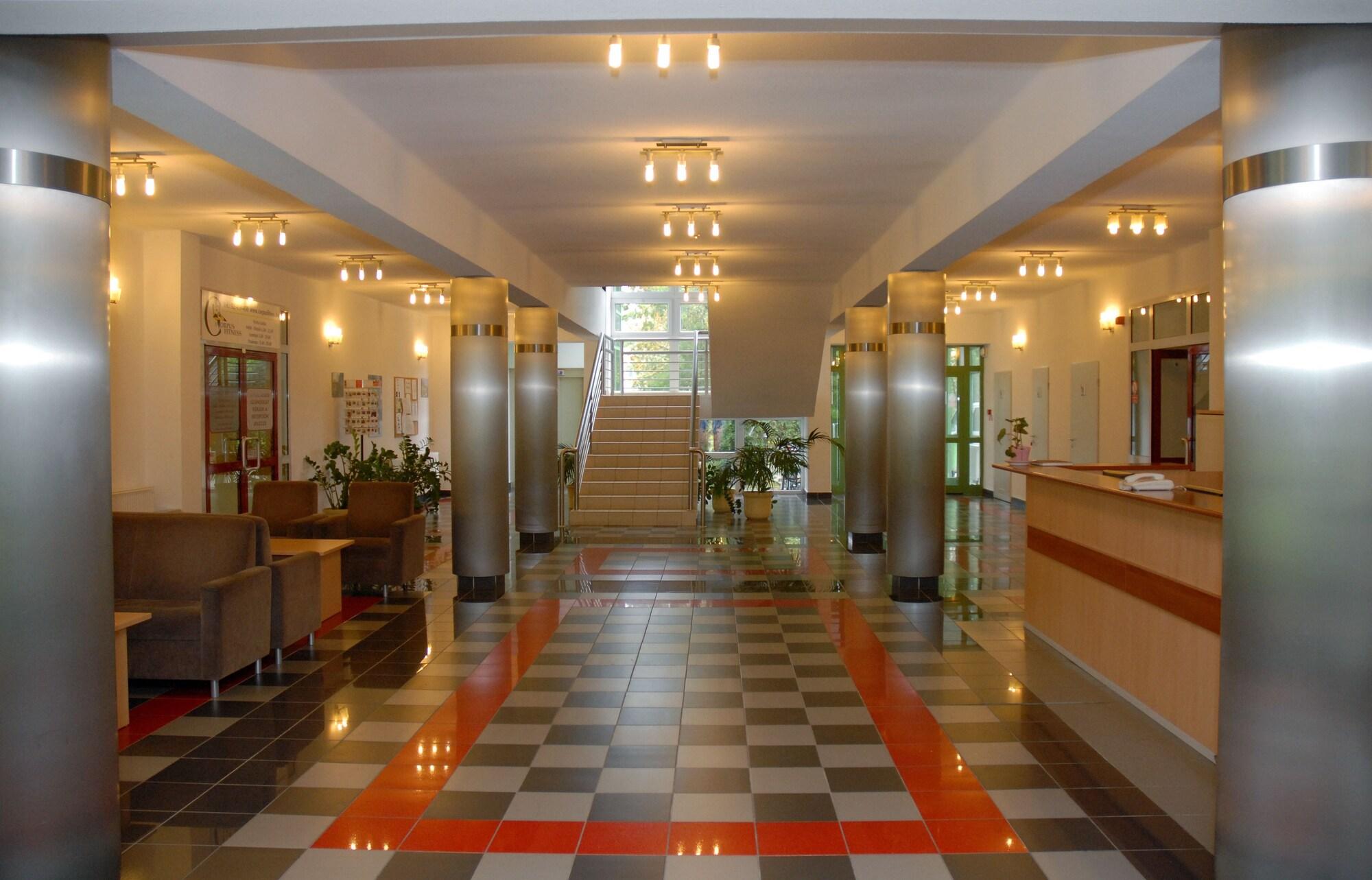 Vista Lobby Sport Hotel