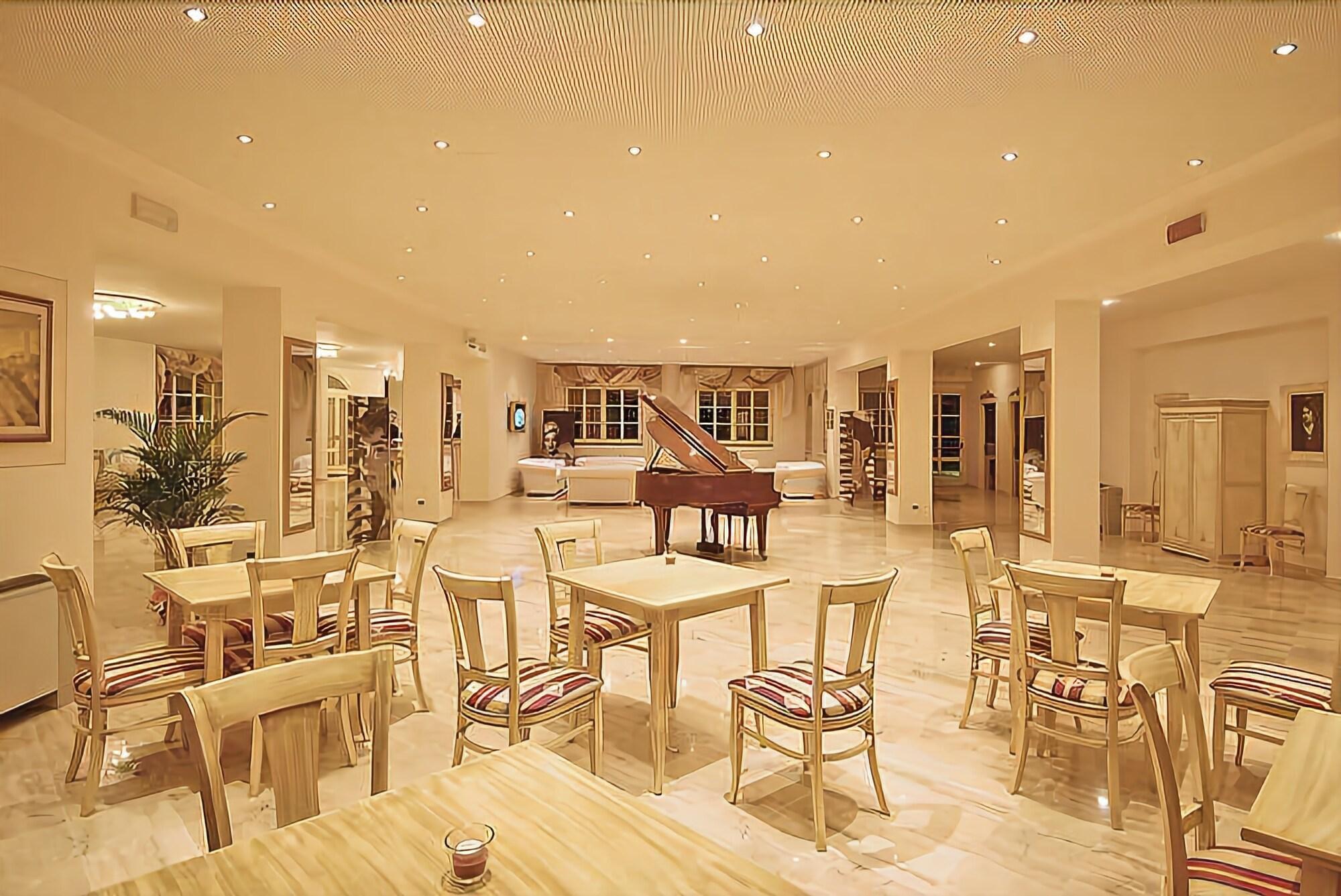 Bar/Salón Hotel Vedute