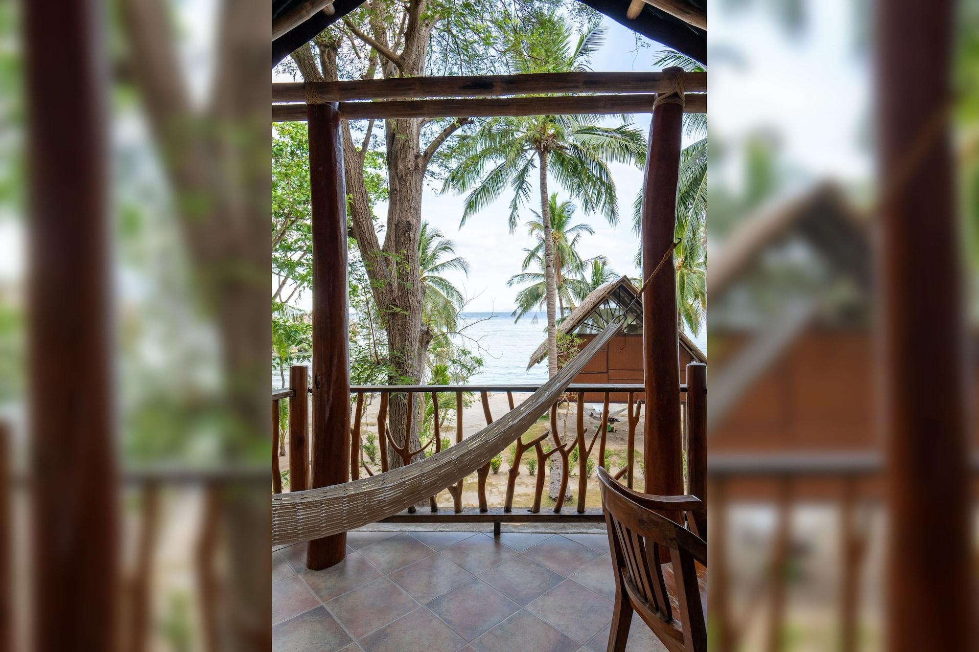 Playa Sangat Island Dive Resort