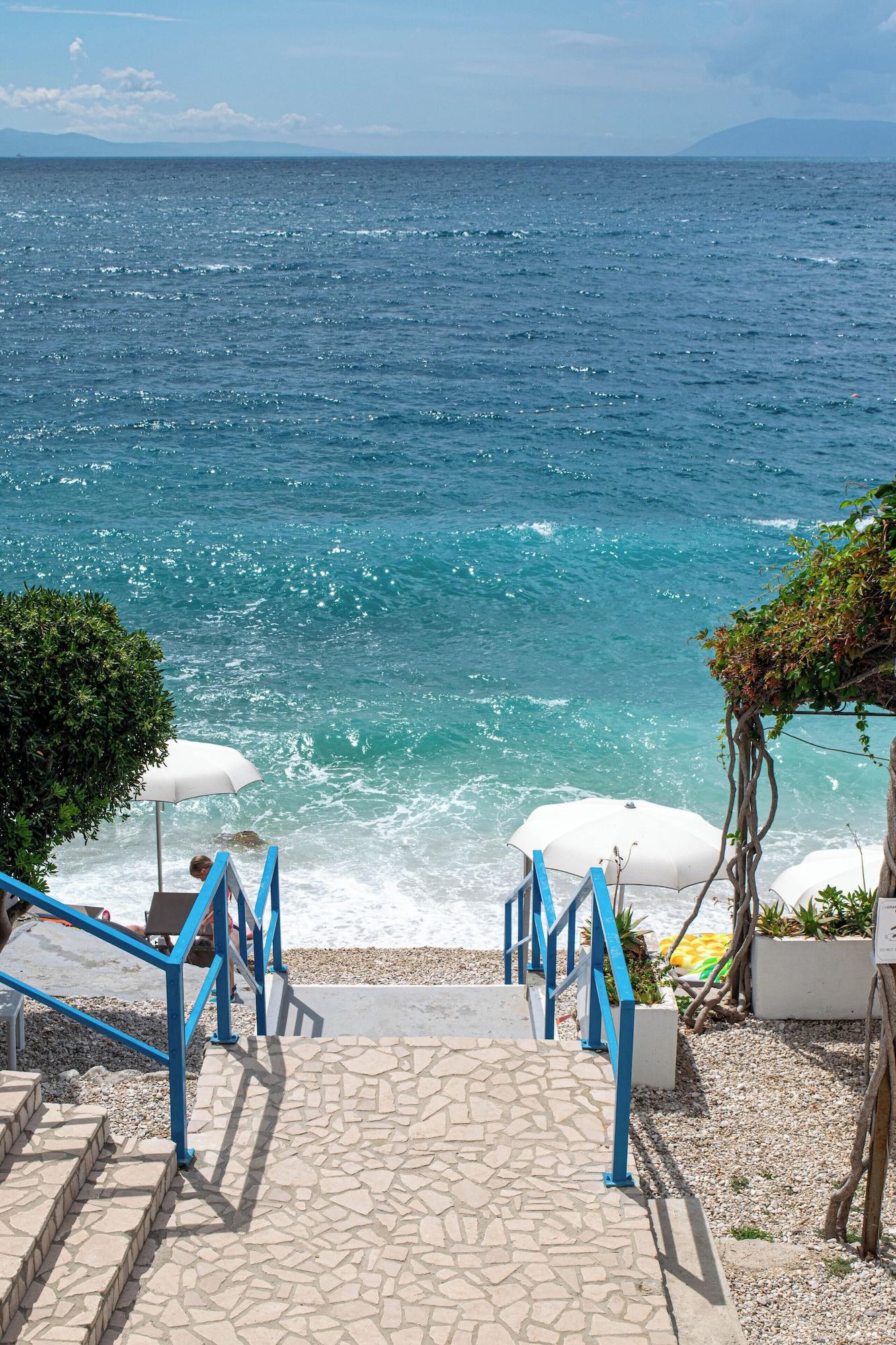 Vista Exterior Beach Hotel Plaza