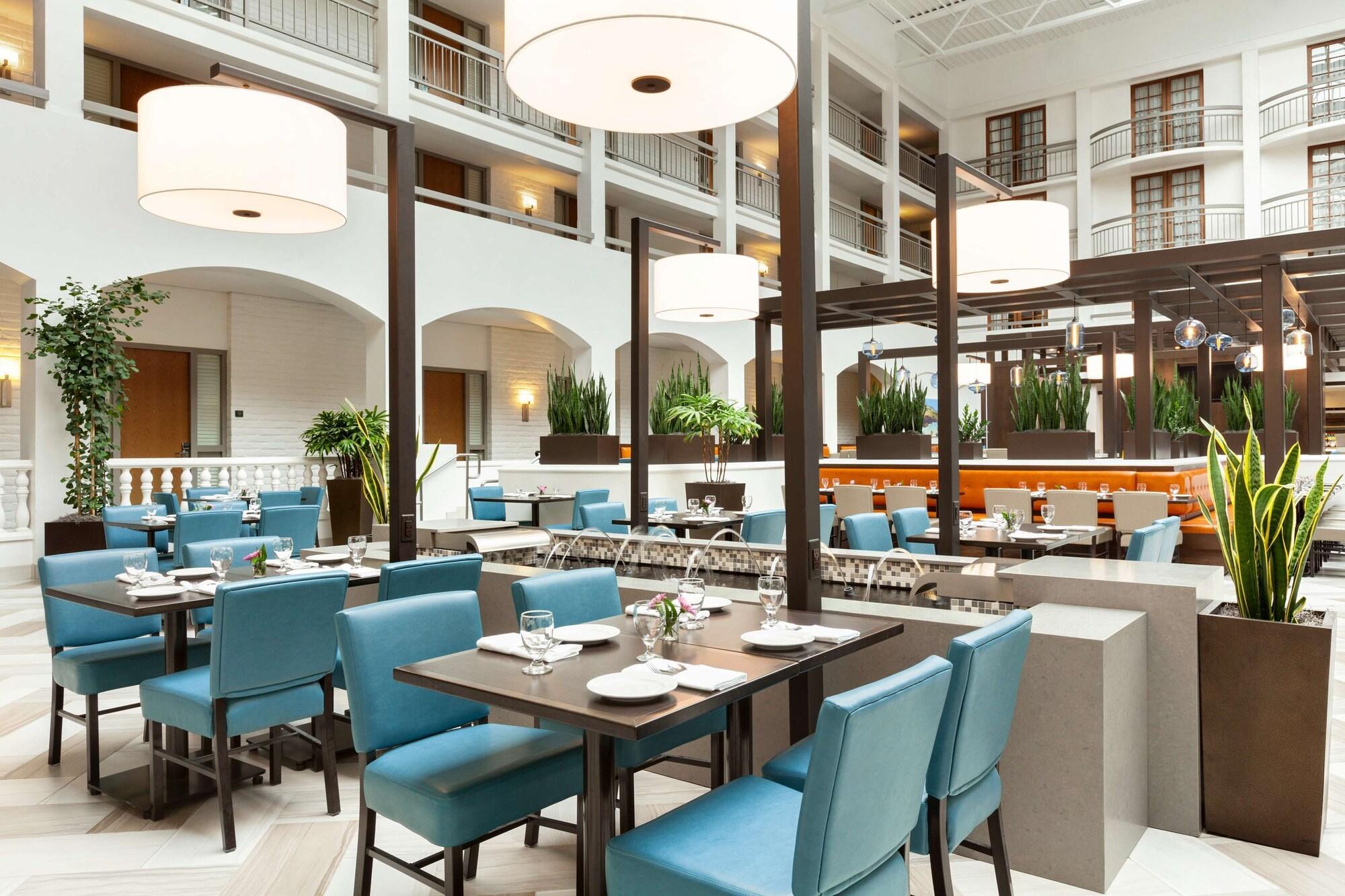Bar/Salón Embassy Suites by Hilton San Luis Obispo