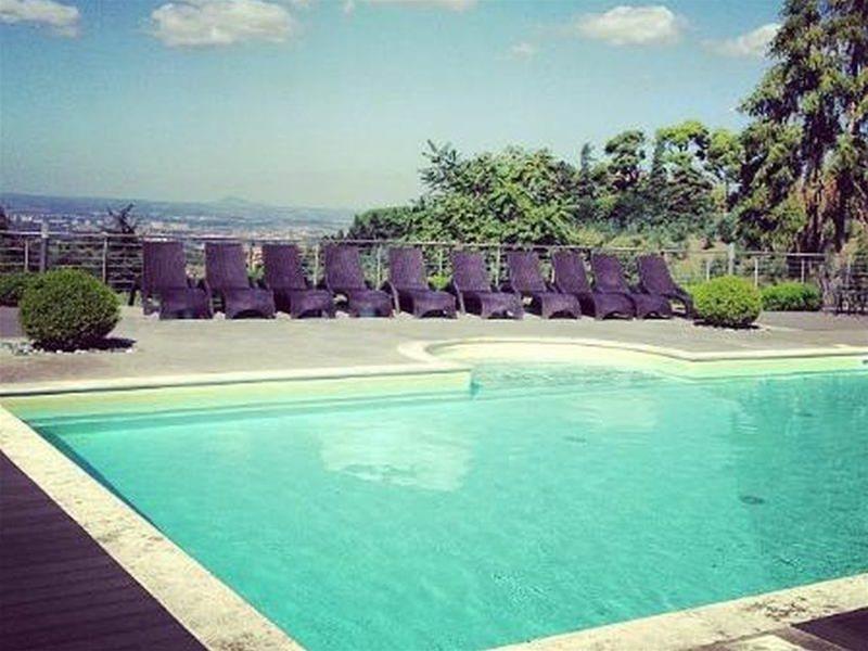Vista Piscina Villa Mercede
