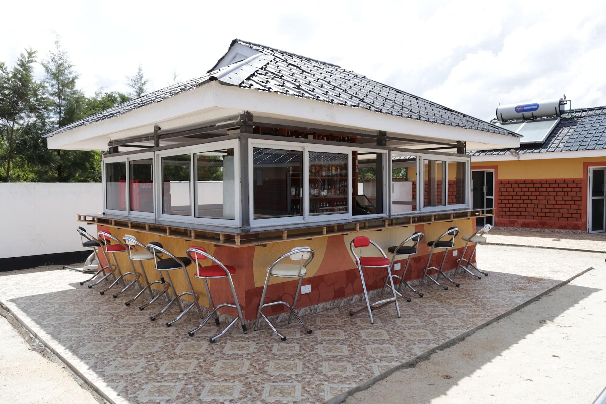 Bar/Salón VIP Hotel Madeya