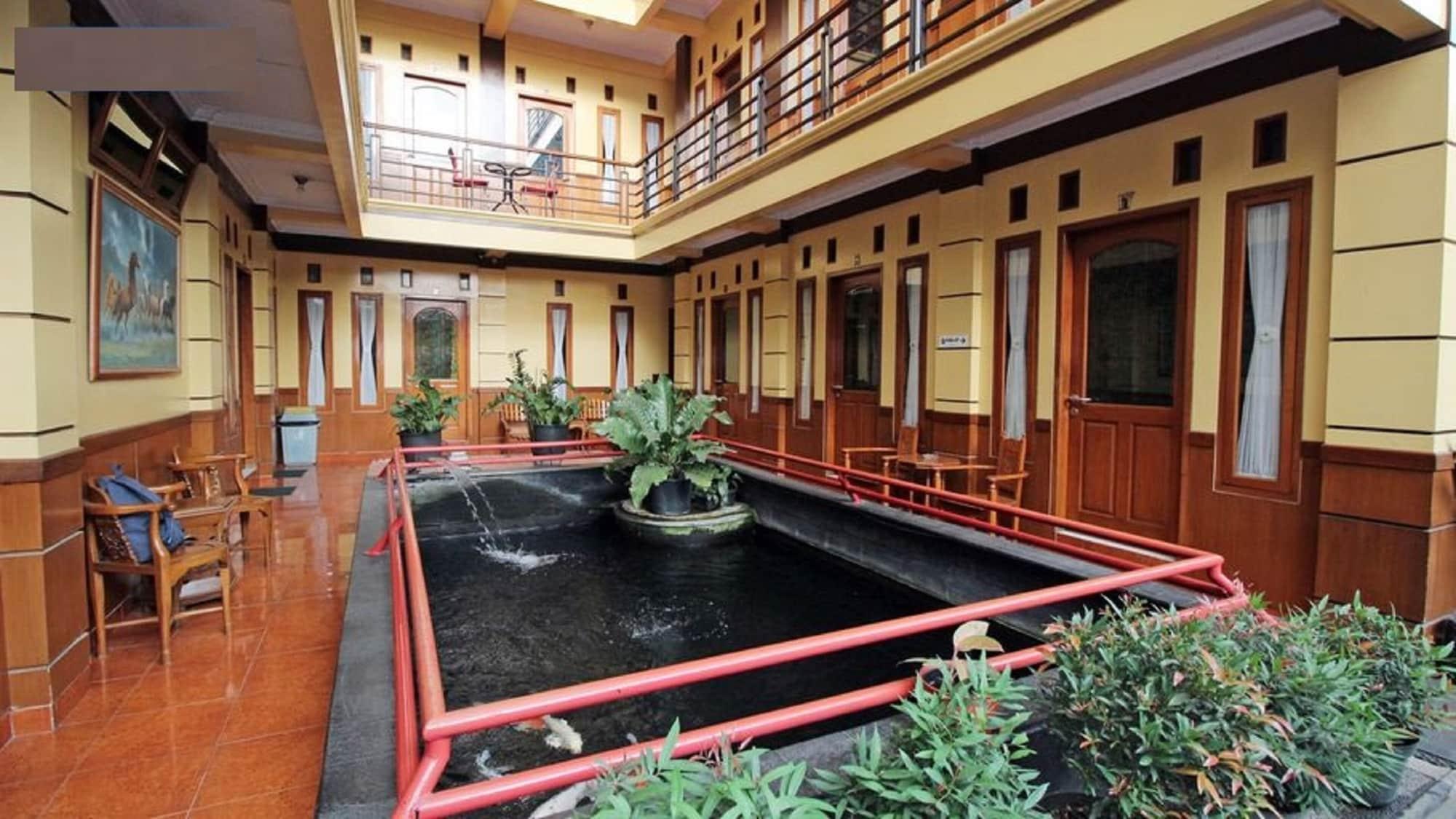 Vista Exterior Orange Home Syariah