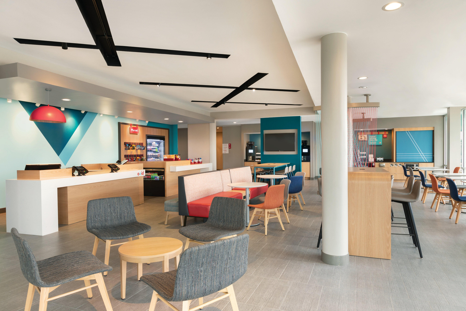 Vista Lobby Avid Hotels Elkhart North