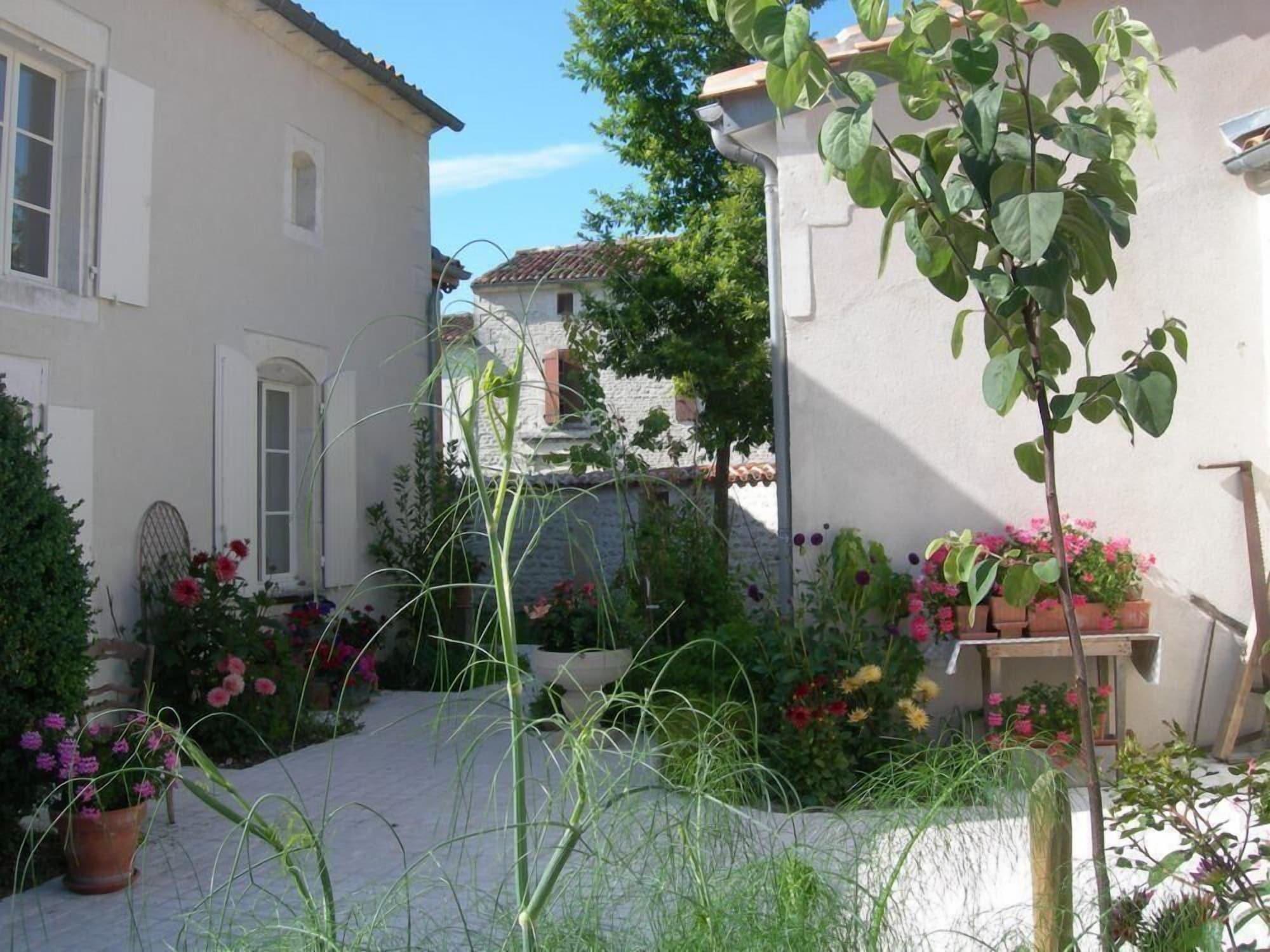 Vista Exterior La Fleur de Vigne - Maison D'Hotes