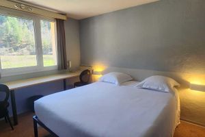 Alojamiento - Hotel Le Pont Neuf