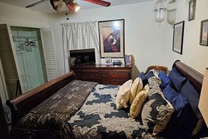 Alquiler Vacacional - Relax with the family in this peaceful space and quiet neighborhood. 3 BR & 2bth