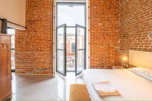 Alquiler Vacacional - Loft histórico con balcones y terraza común #109