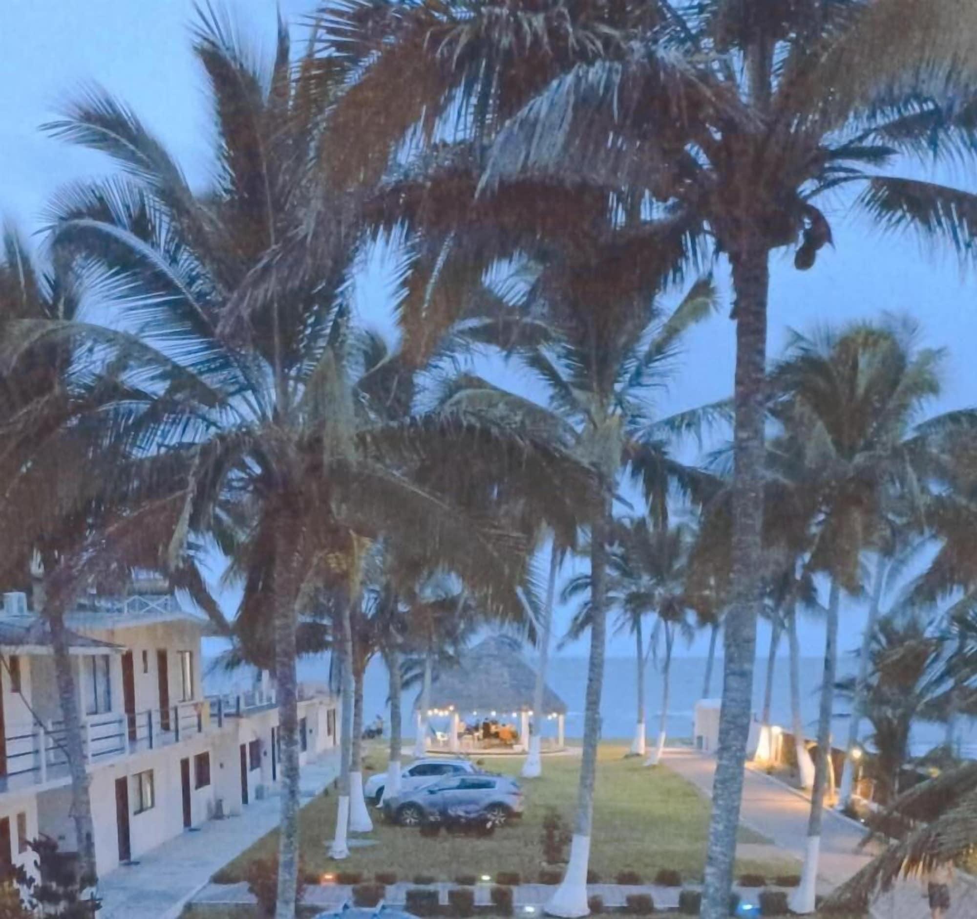 Vista Exterior Hotel Mariam
