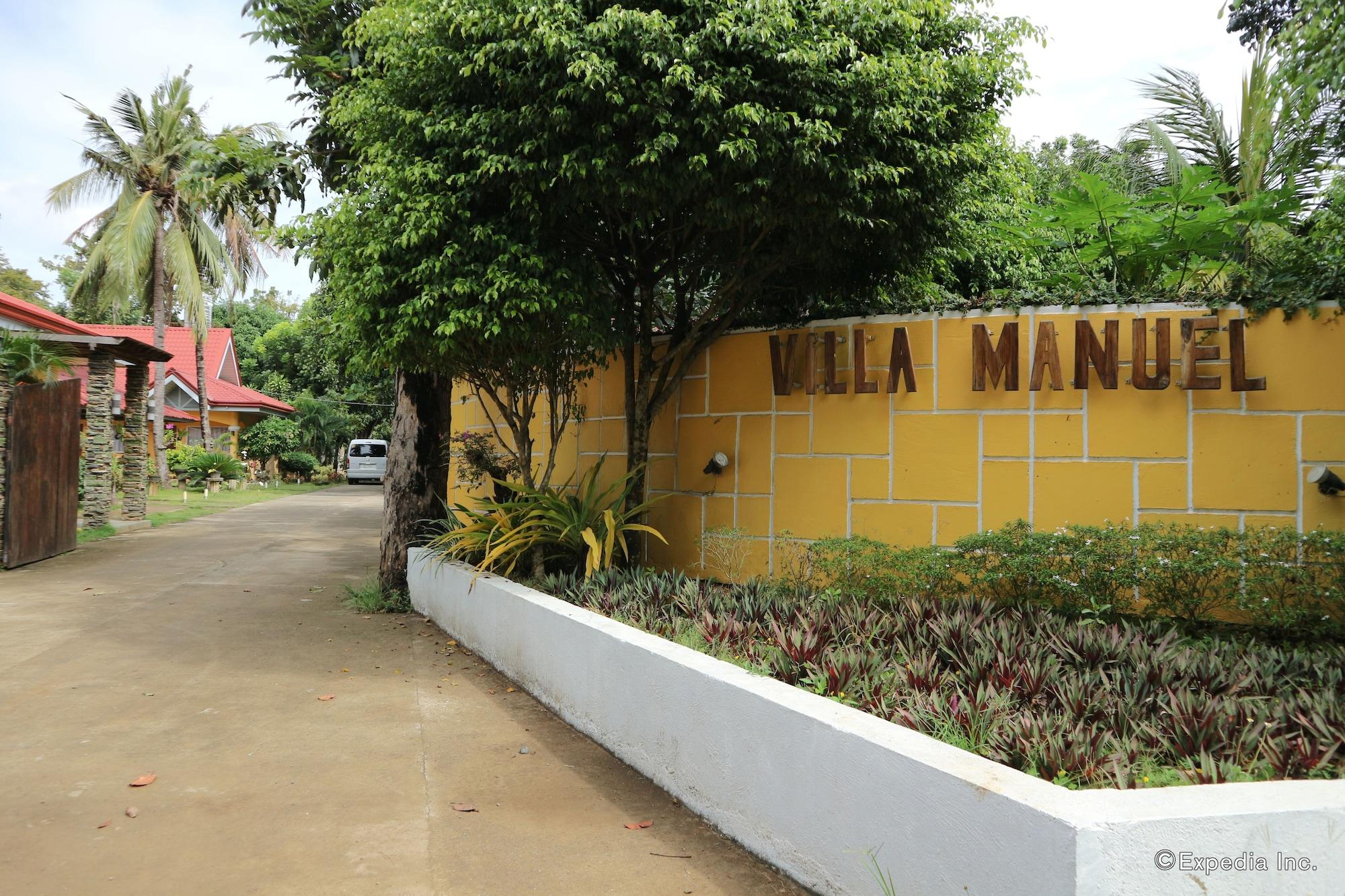 Vista Exterior Villa Manuel Tourist Inn