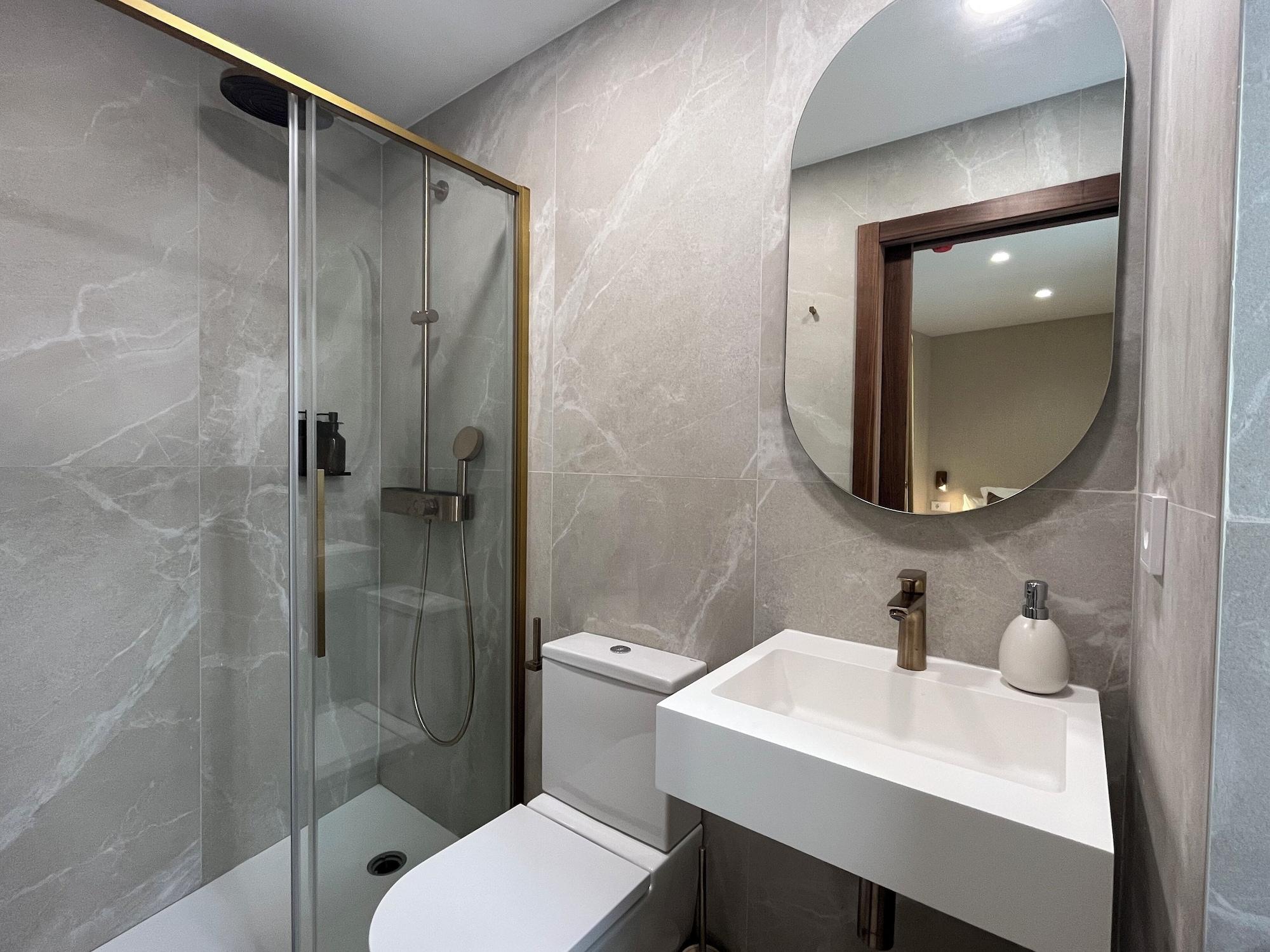 Equipamiento de Habitación Feelathome Casa Azahar