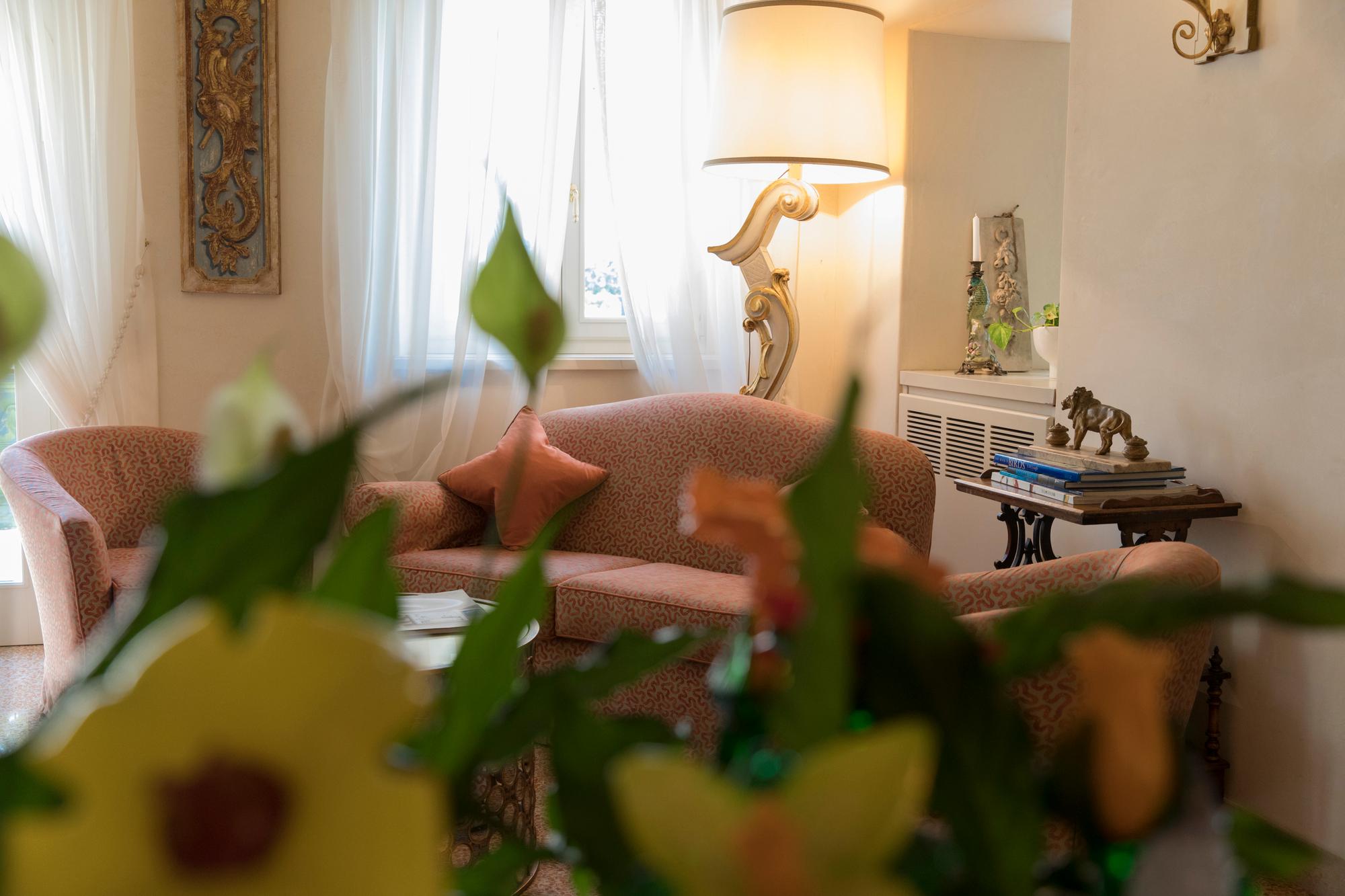 Vista Lobby Relais Fra' Lorenzo