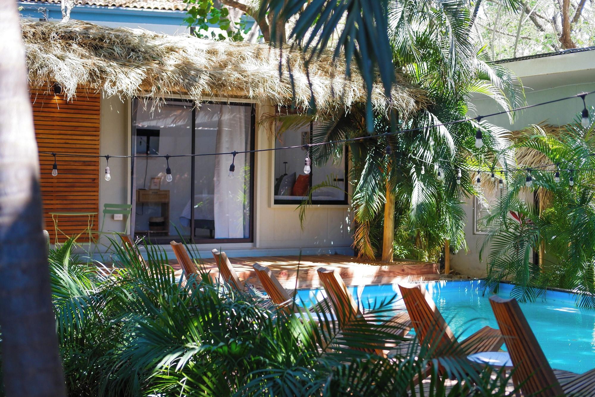 Vista Piscina Refugio Lodge