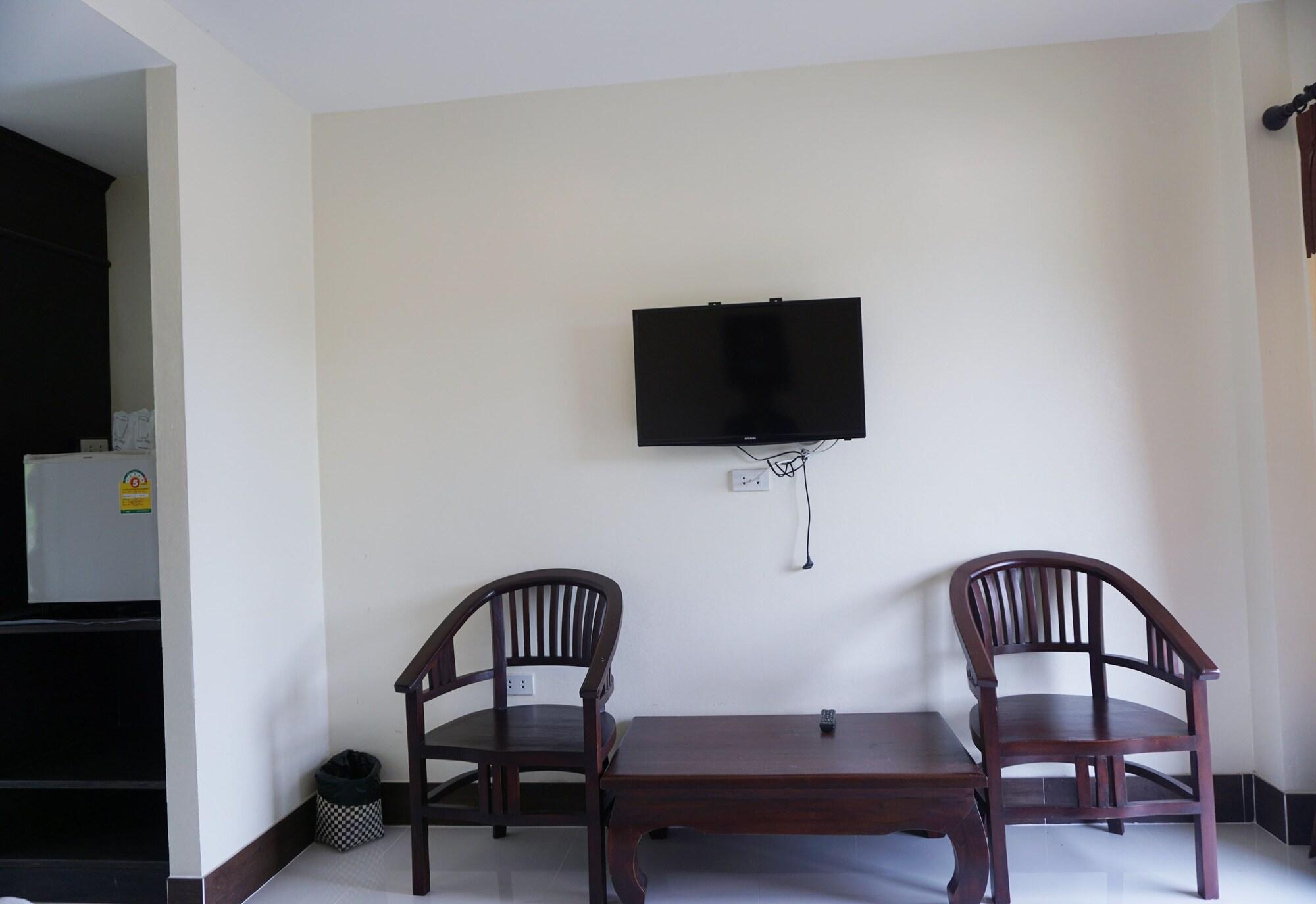 Set de Habitación Rai Juthamas Resort
