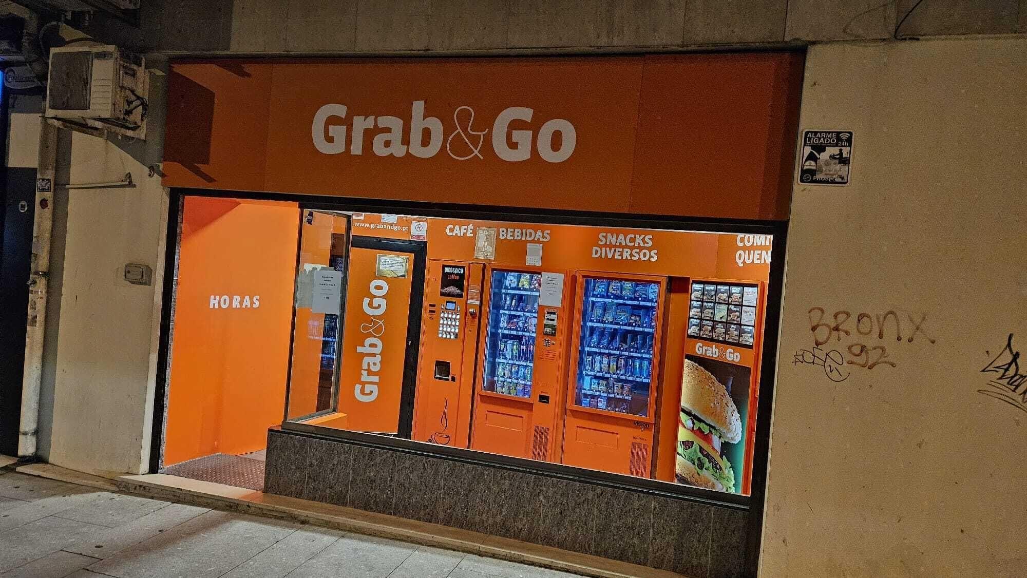 Restaurant Rooms4you 1 in historic center of Braga