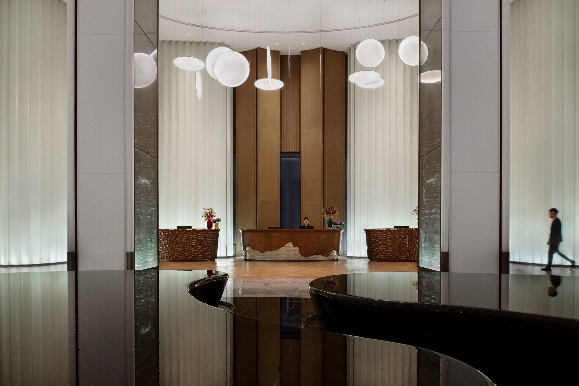 Vista Lobby Vignette Collection Guangzhou Xanadu Hotel by IHG