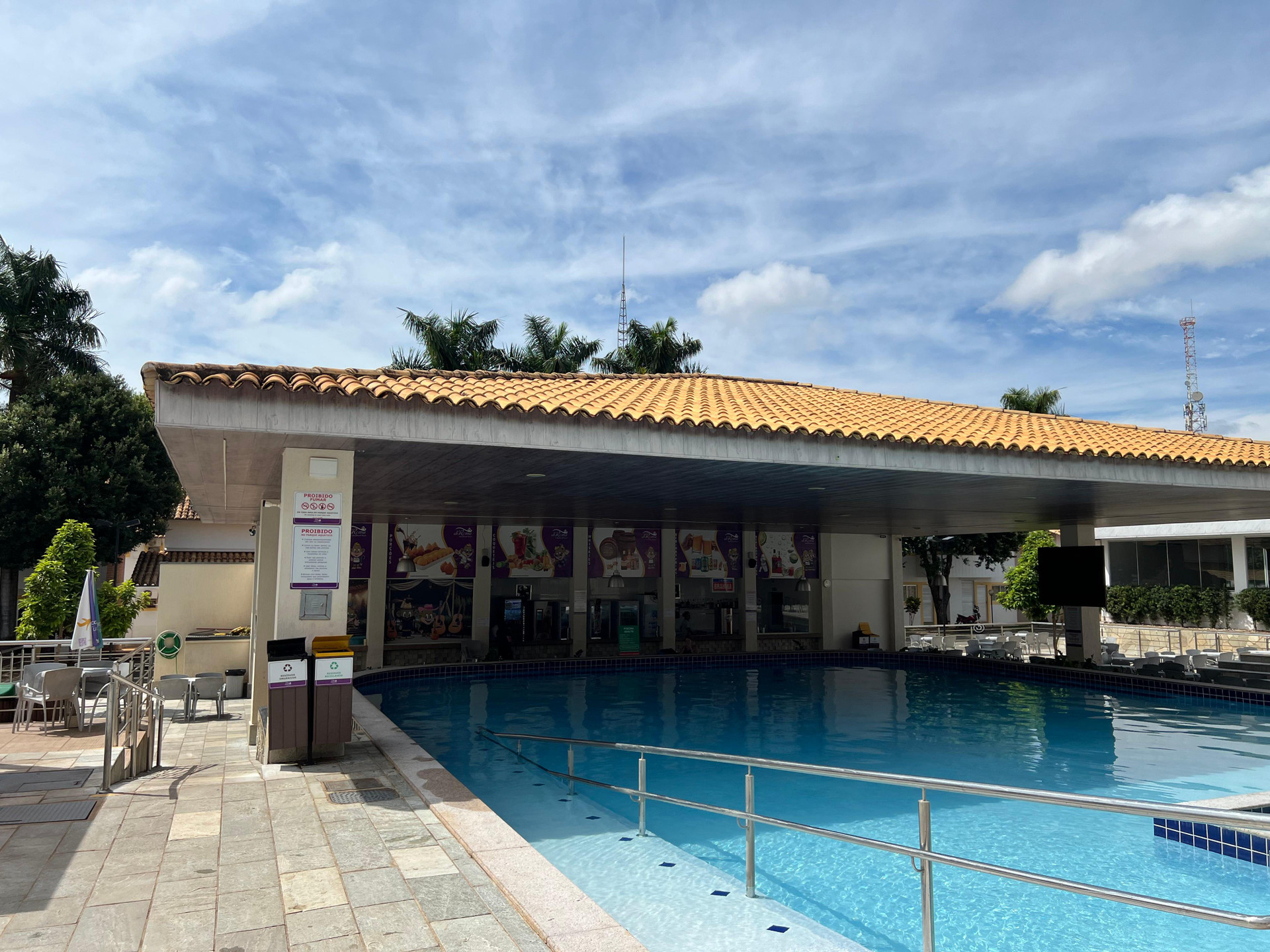 Vista Piscina DiRoma Resort - Direto com o Grupo DiRoma - acesso ao Acqua Park com café da manhã