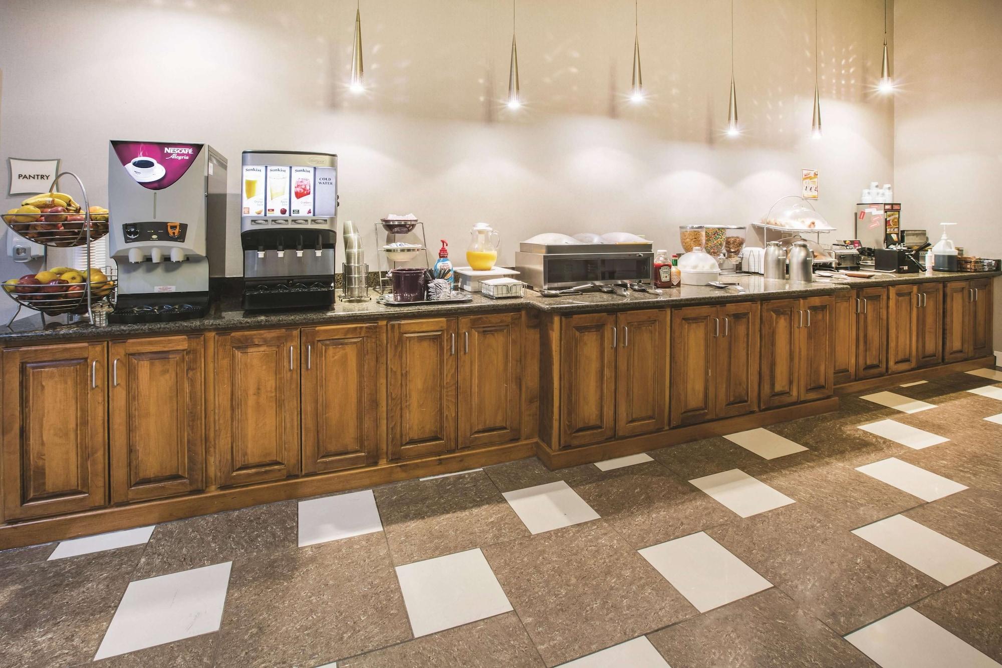 Restaurant Baymont by Wyndham Dallas South-DeSoto