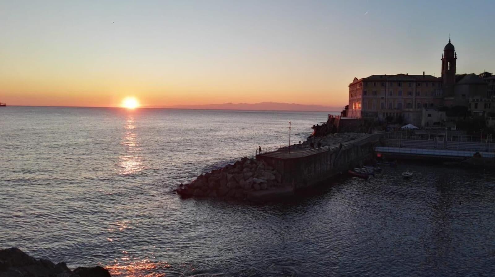 Playa Victoria House Hostel