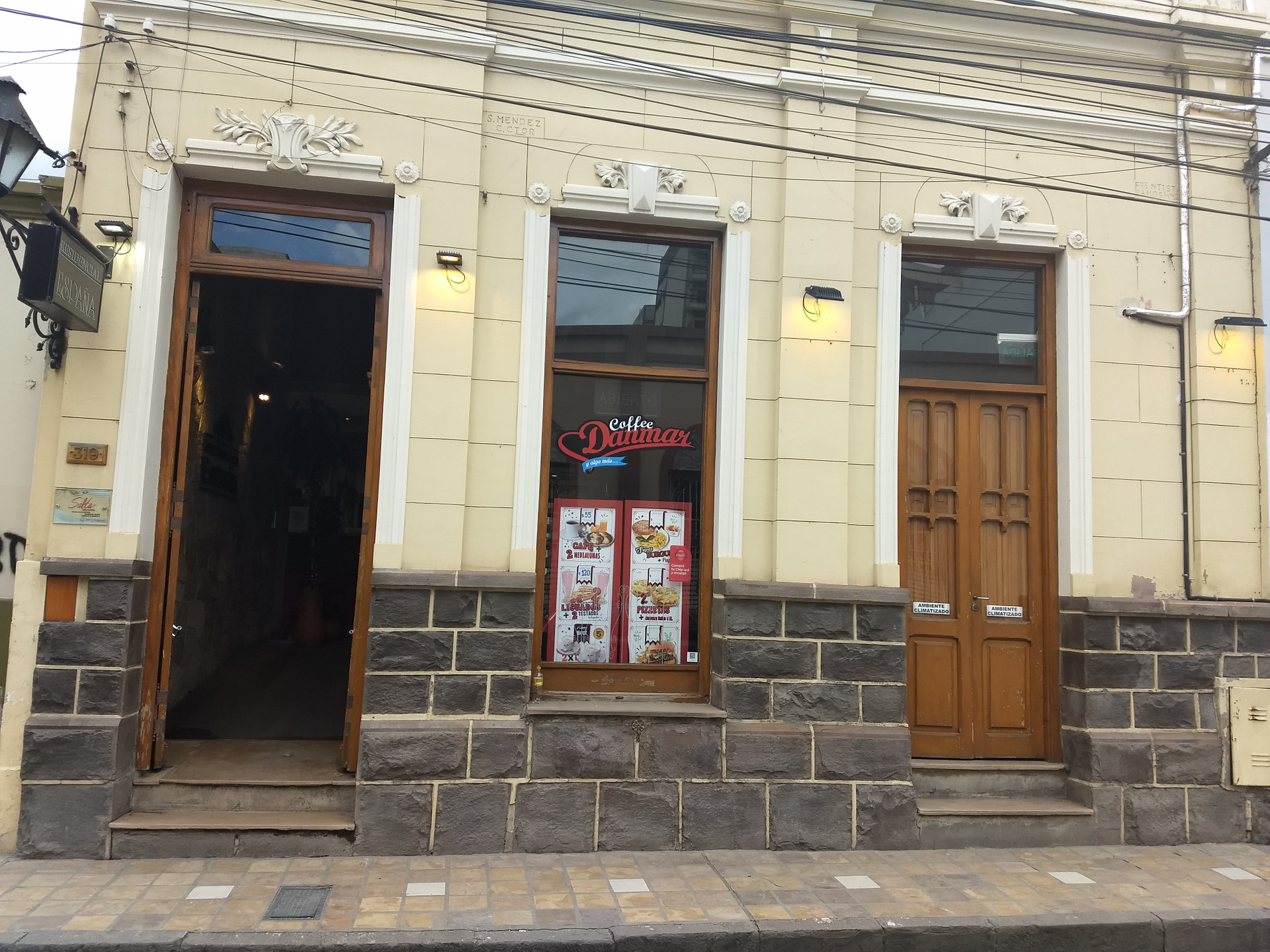 Vista Exterior Hotel Residencial España