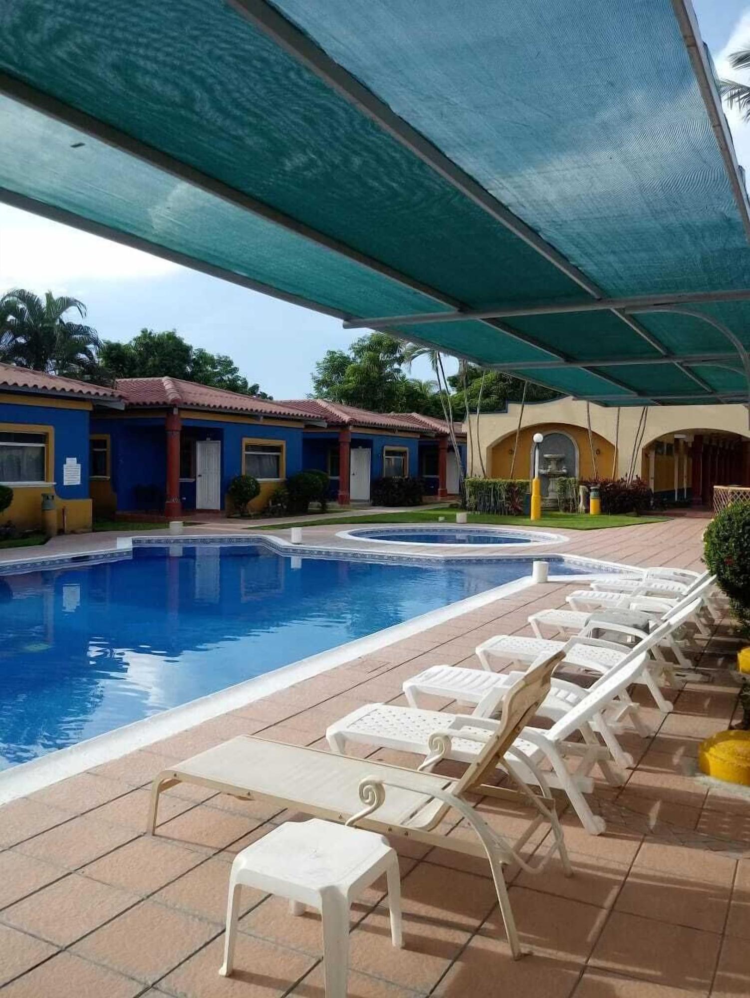 Vista Exterior Hotel Costa Verde