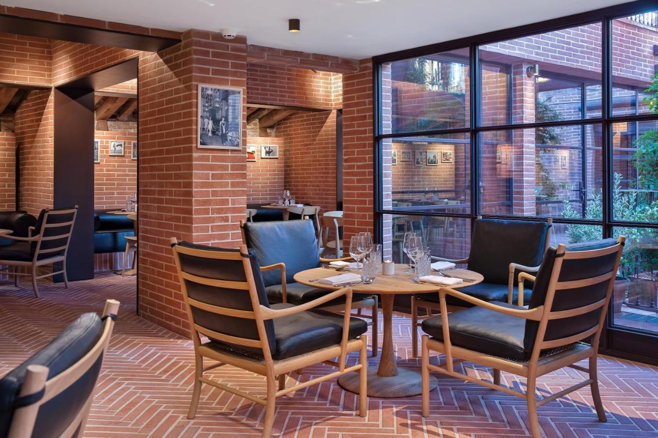 Vista Lobby Hotel Pierre