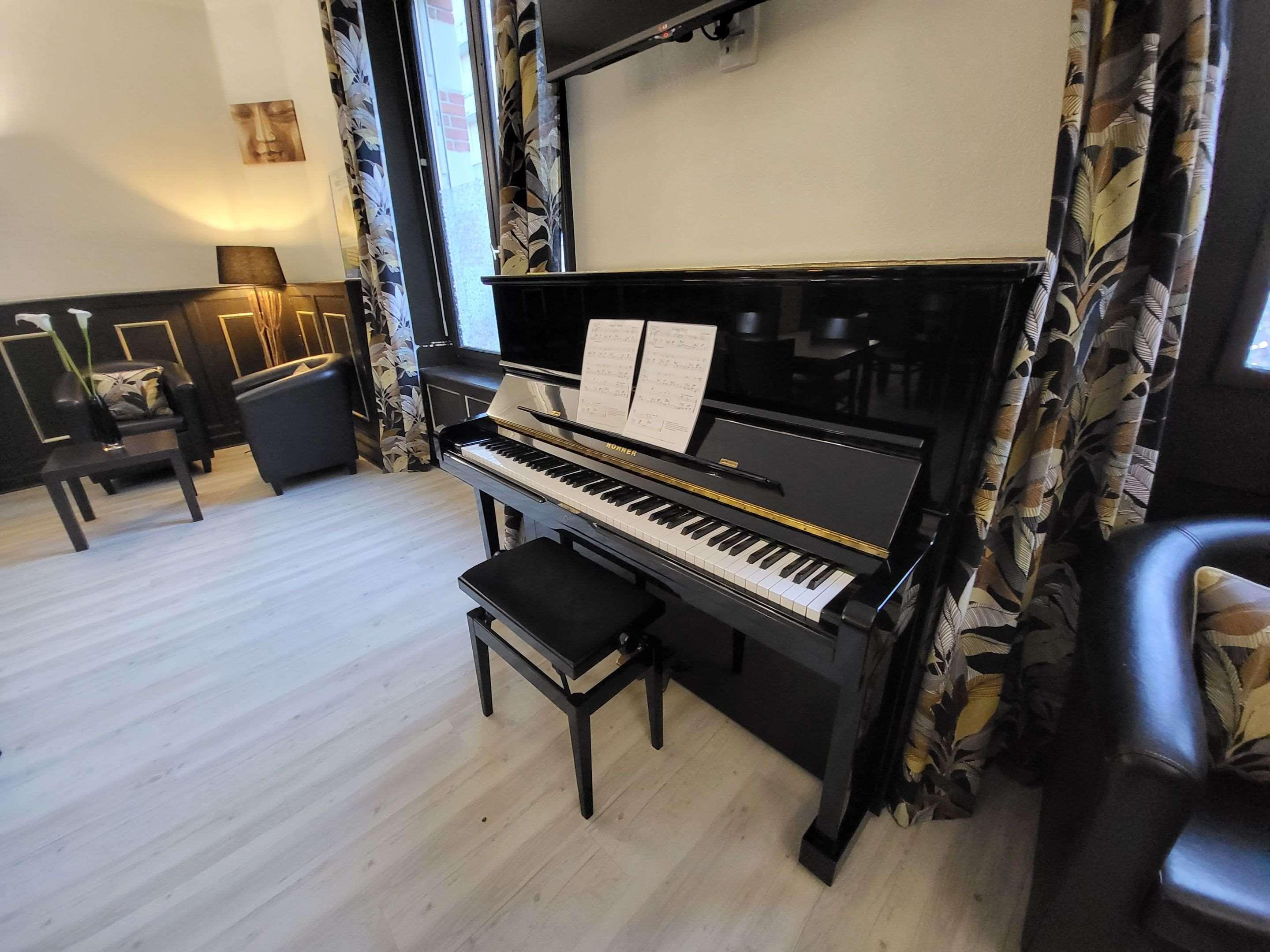 Bar/Salón Inter-Hotel Auclair