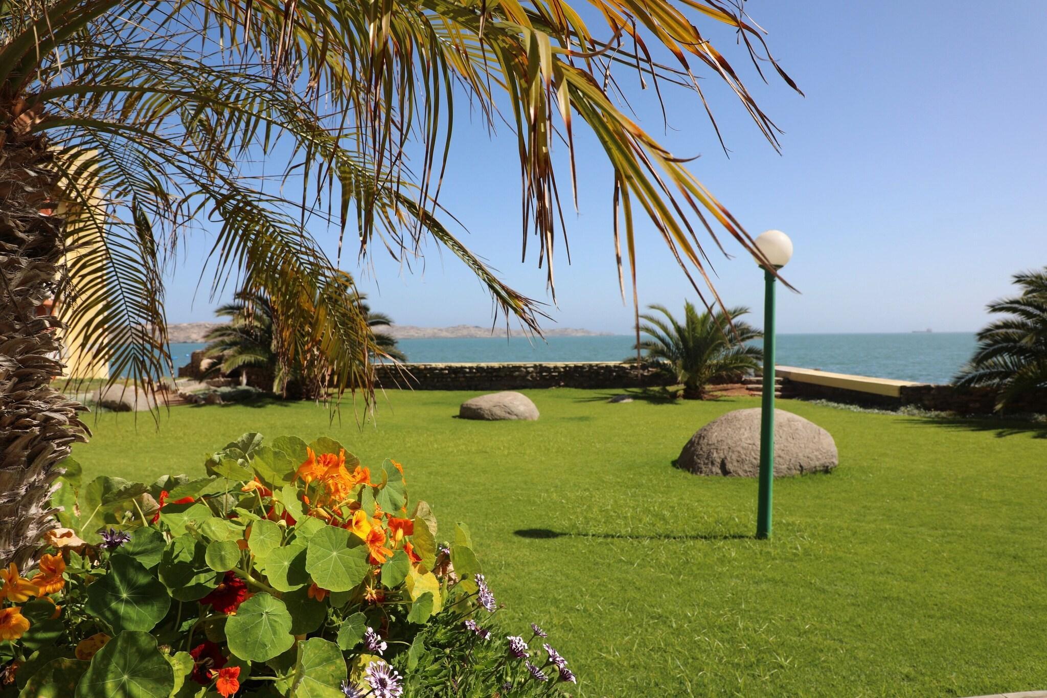 Vista Exterior Lüderitz Nest Hotel