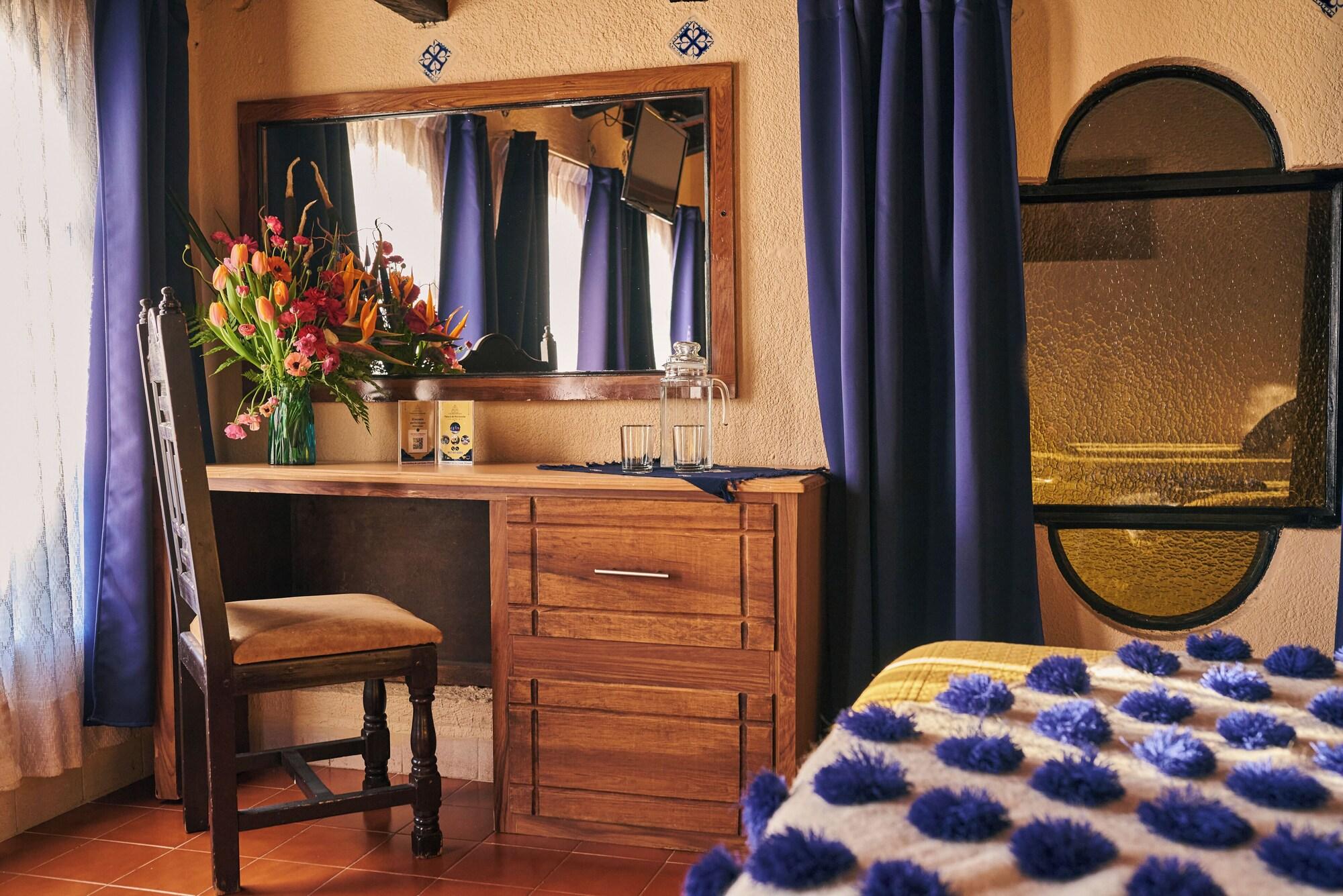 Set de Habitación Hotel Palacio de Moctezuma