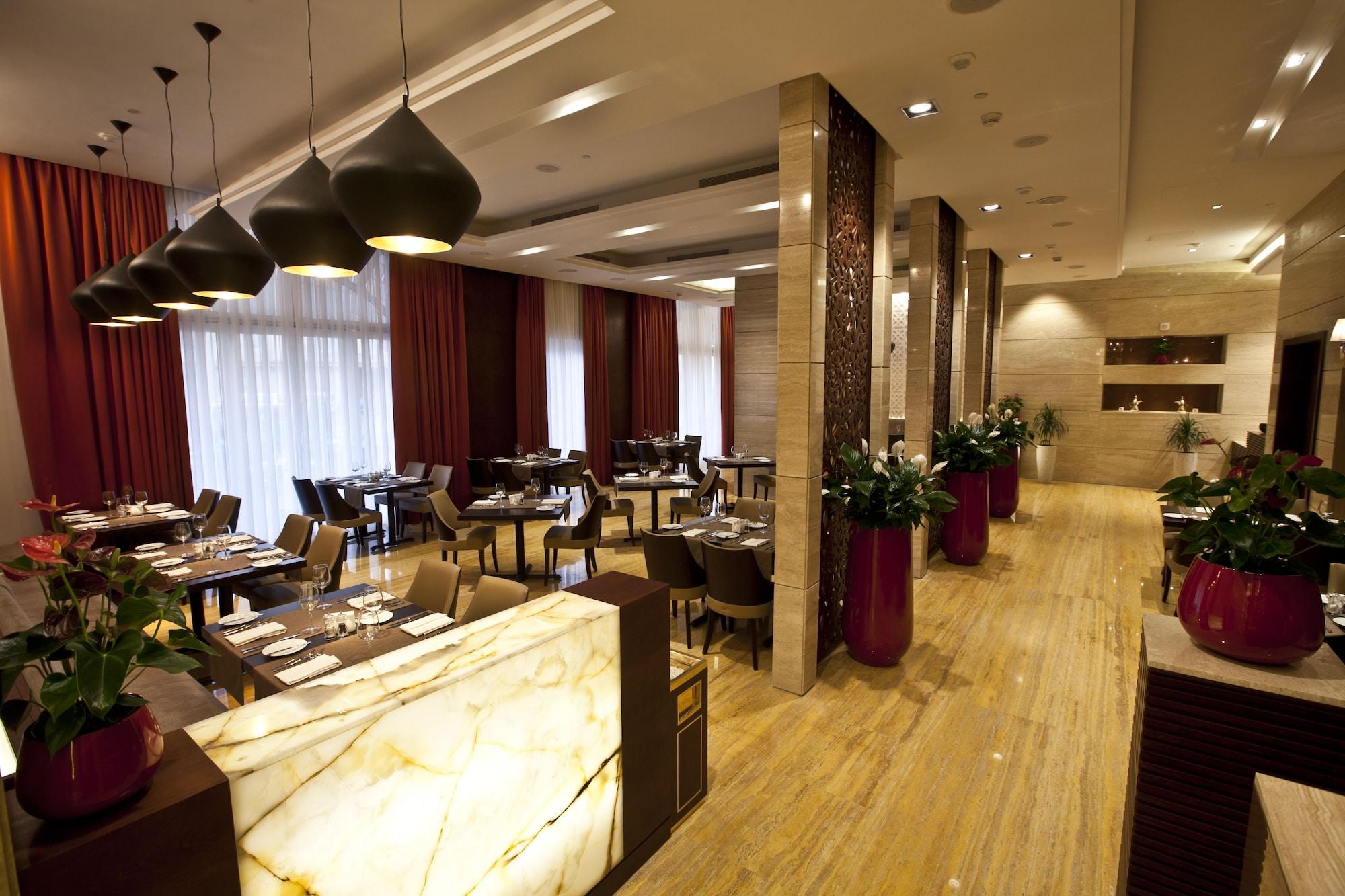 Restaurant Zubarah Hotel