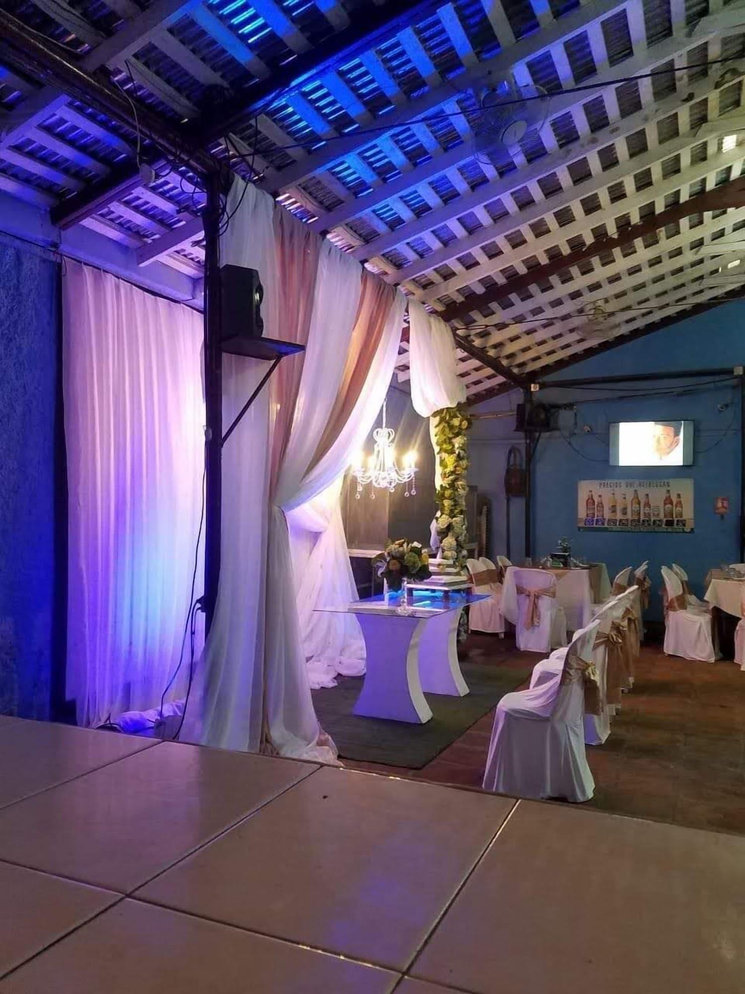 Restaurant Andino's Hotel Bar y Rest El Viejo