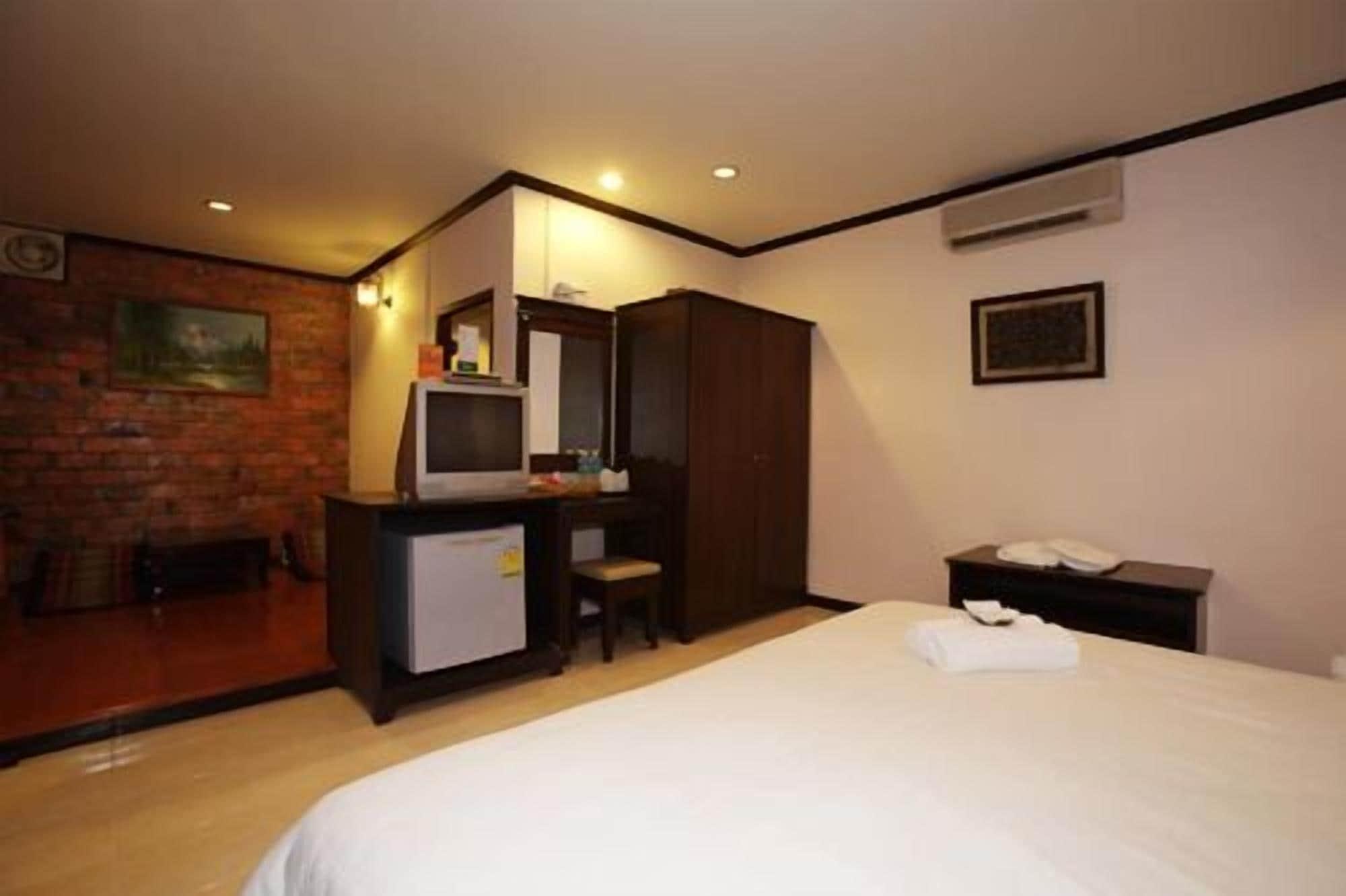 Set de Habitación Pathu Resort Ranong
