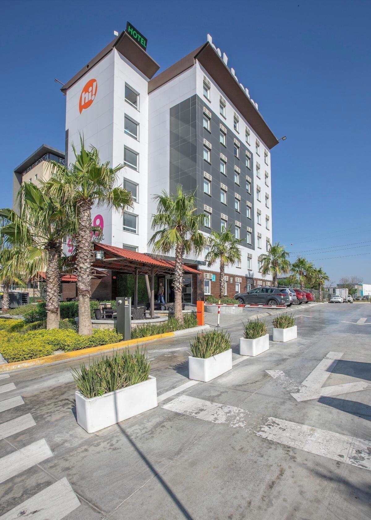 Varios HI MONTERREY AEROPUERTO