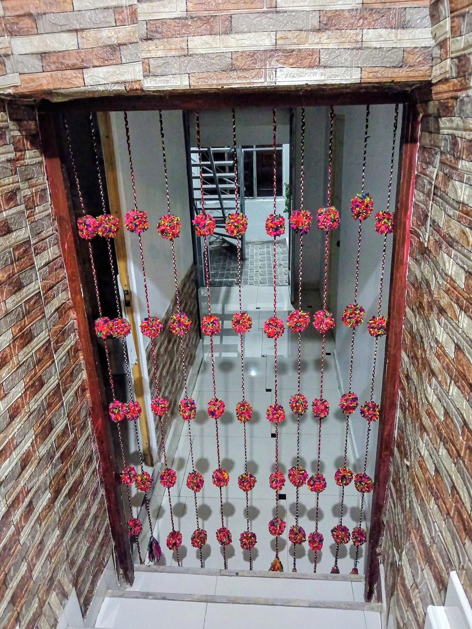 Vista Lobby HOSTAL LA RASA