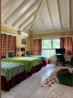 Paquete - Family Comfort In Jamaica - Enjoy 7 Miles Of White Sand Beach! Villa by RedAwning