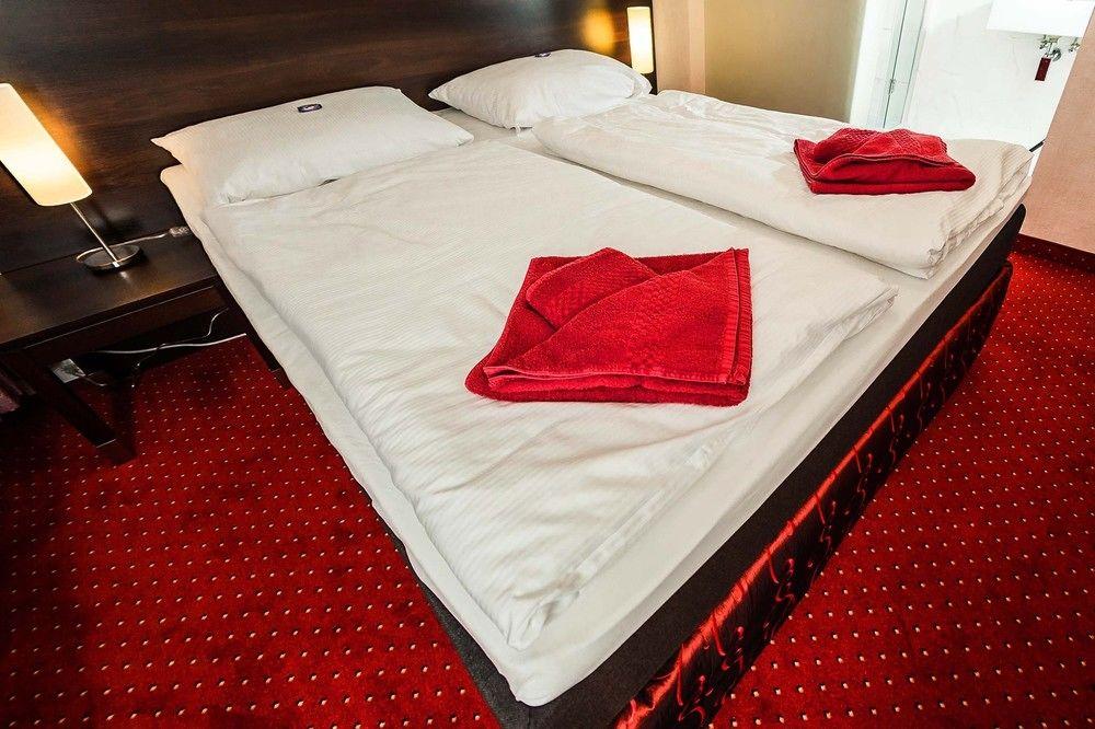 Habitación SKYHOTEL Merseburg