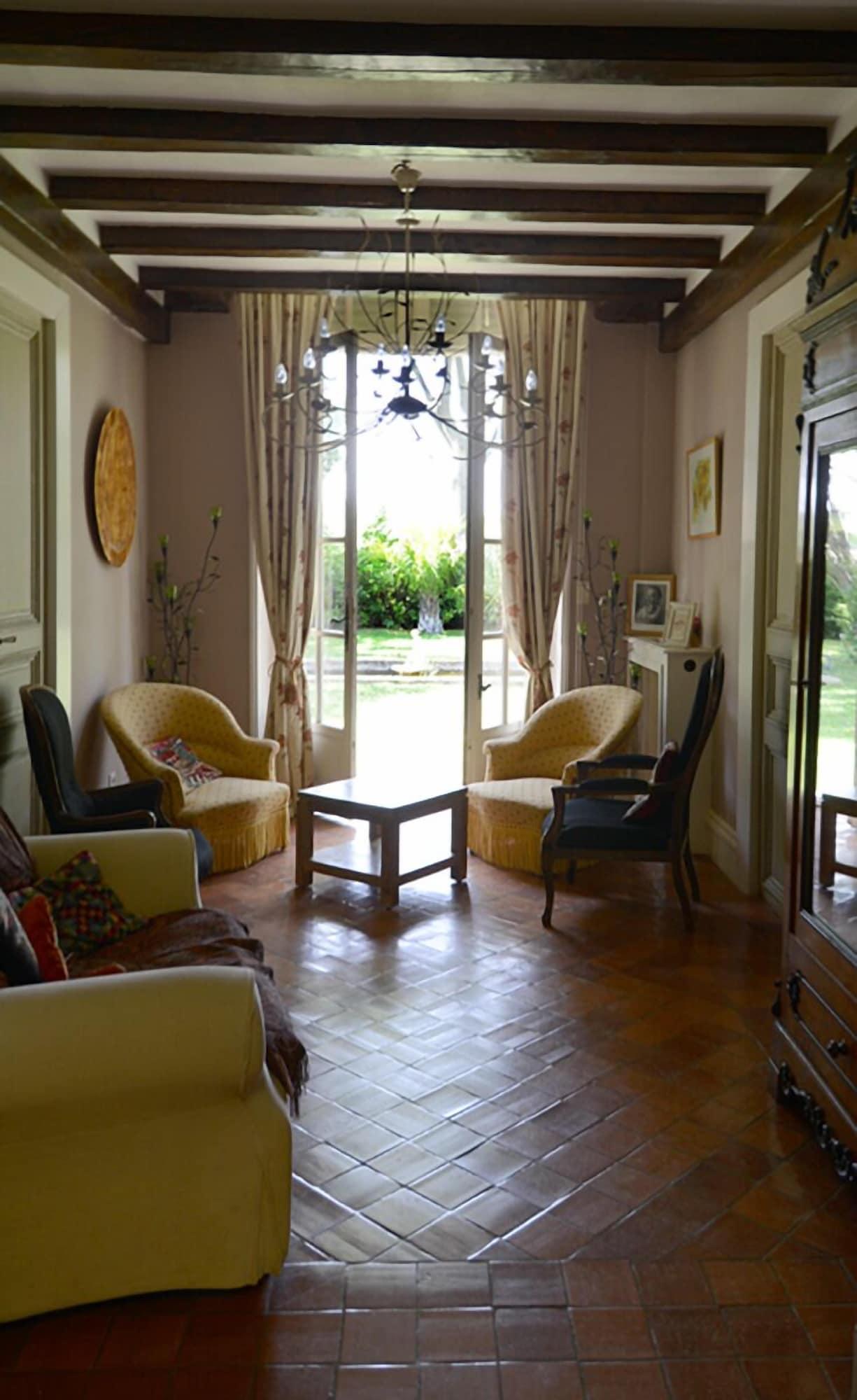 Vista Lobby Chateau du Puits es Pratx