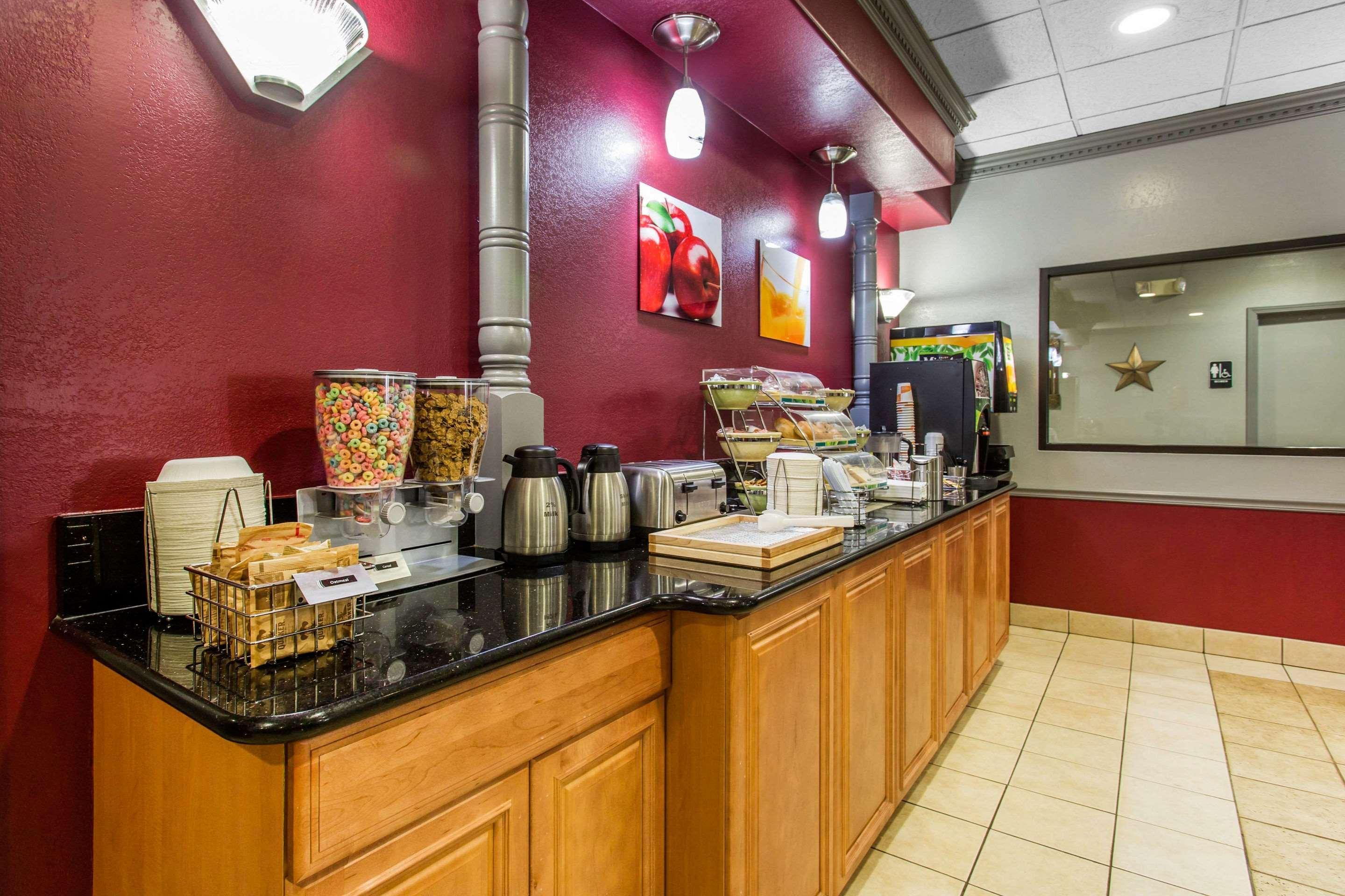 Restaurant Quality Inn Ozona I-10