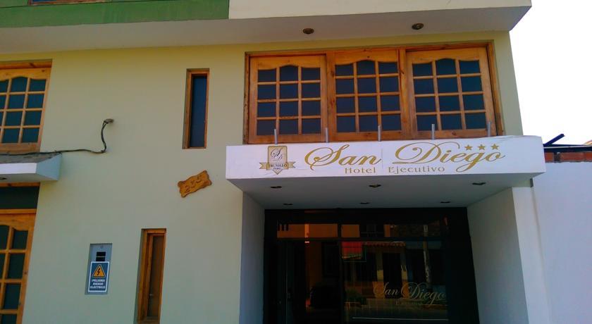 Vista Exterior Hotel Ejecutivo San Diego