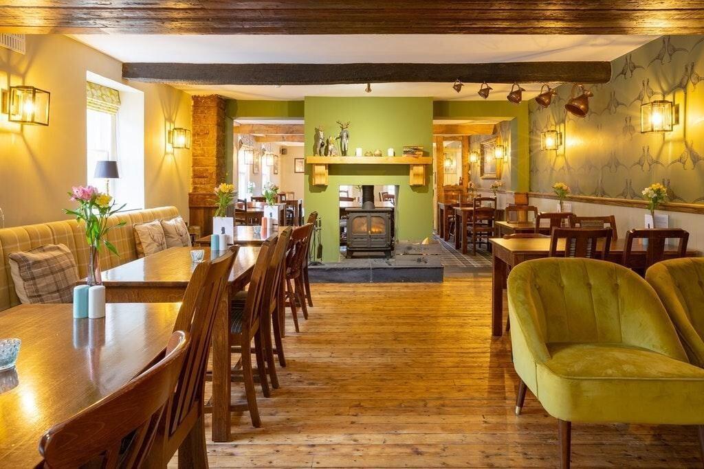 Vista Lobby The Dukes Head Inn