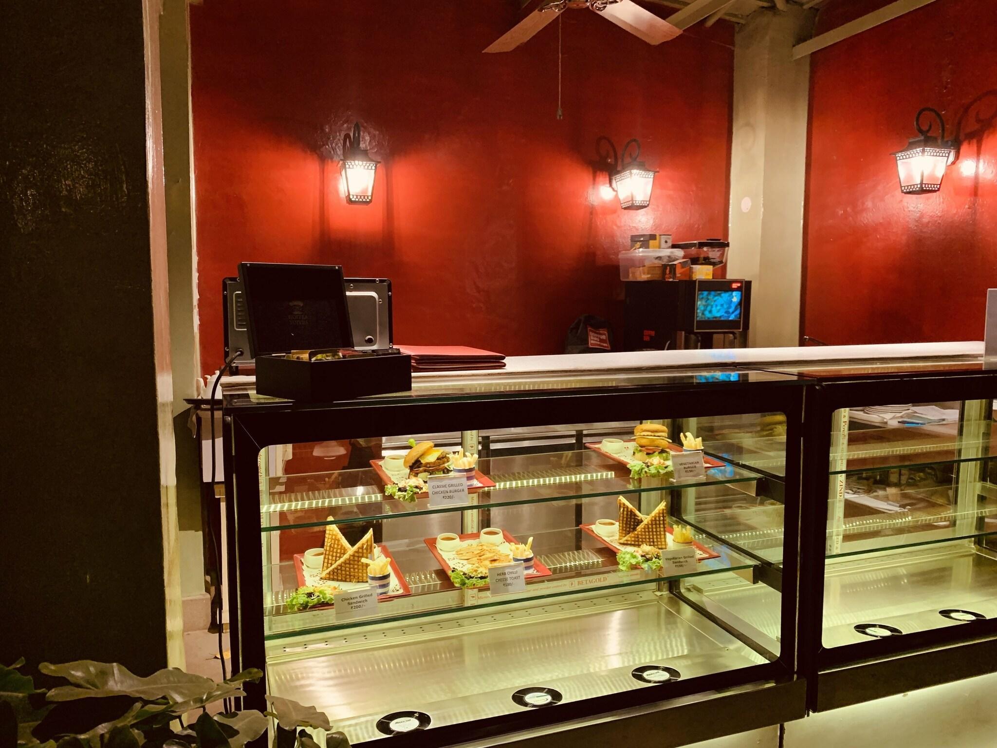 Bar/Salón The Elgin Fairlawn Kolkata