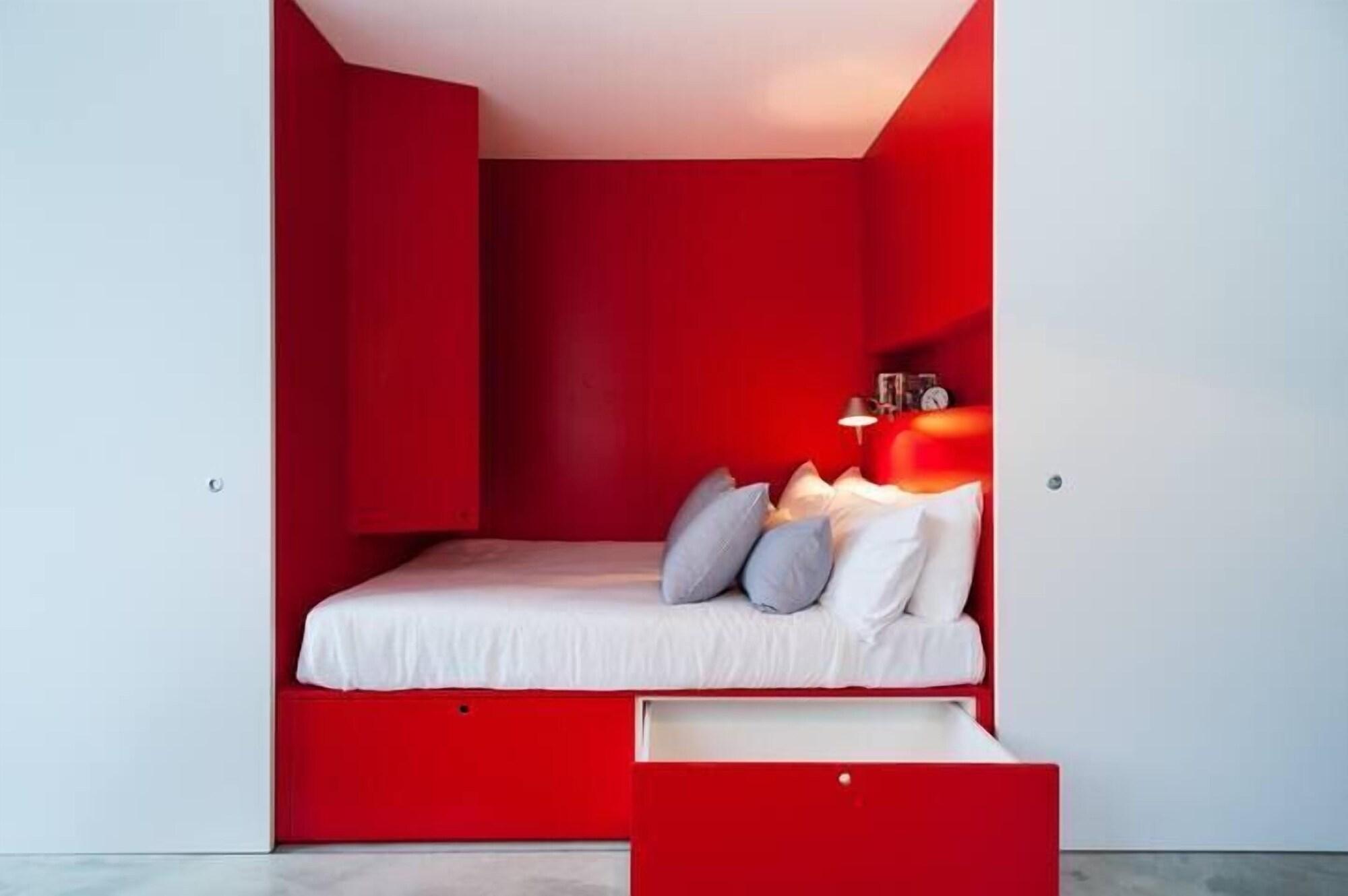 Habitación Designer Pad with a View