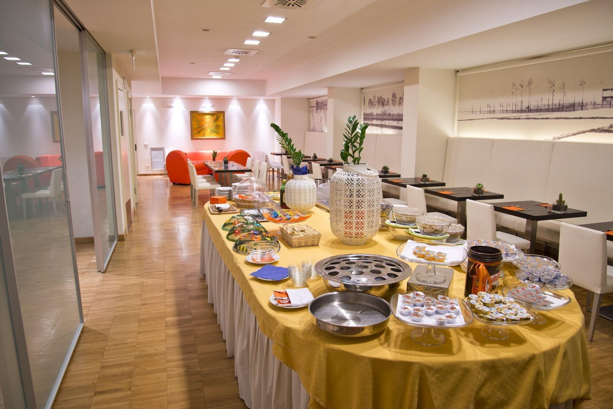 Restaurant Hotel Cavour Novara