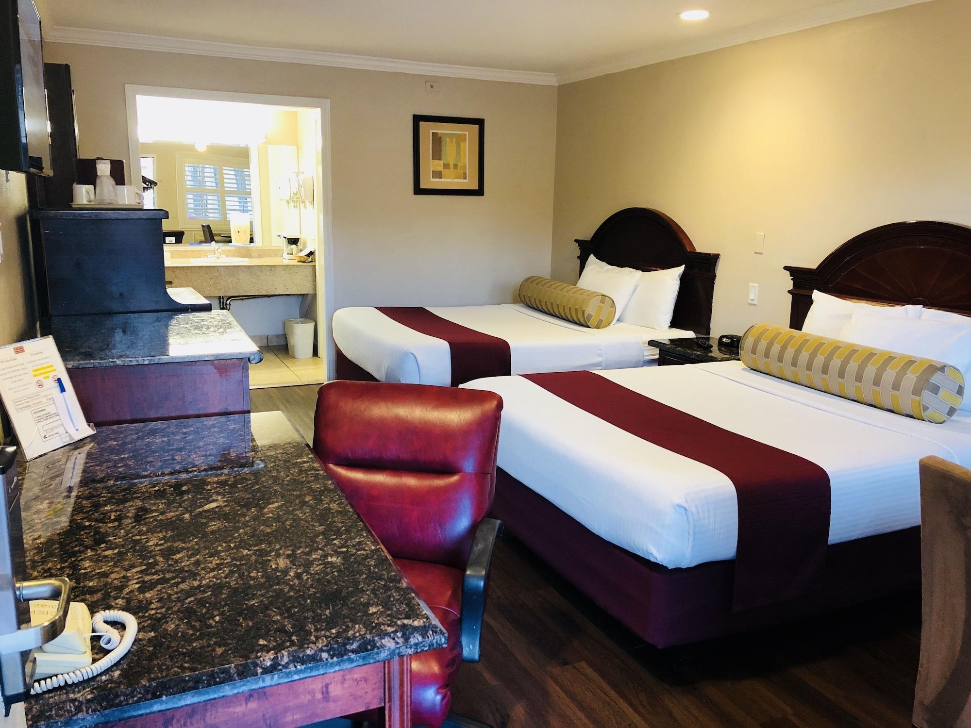 Equipamiento de Habitación Dynasty Suites Hotel Riverside